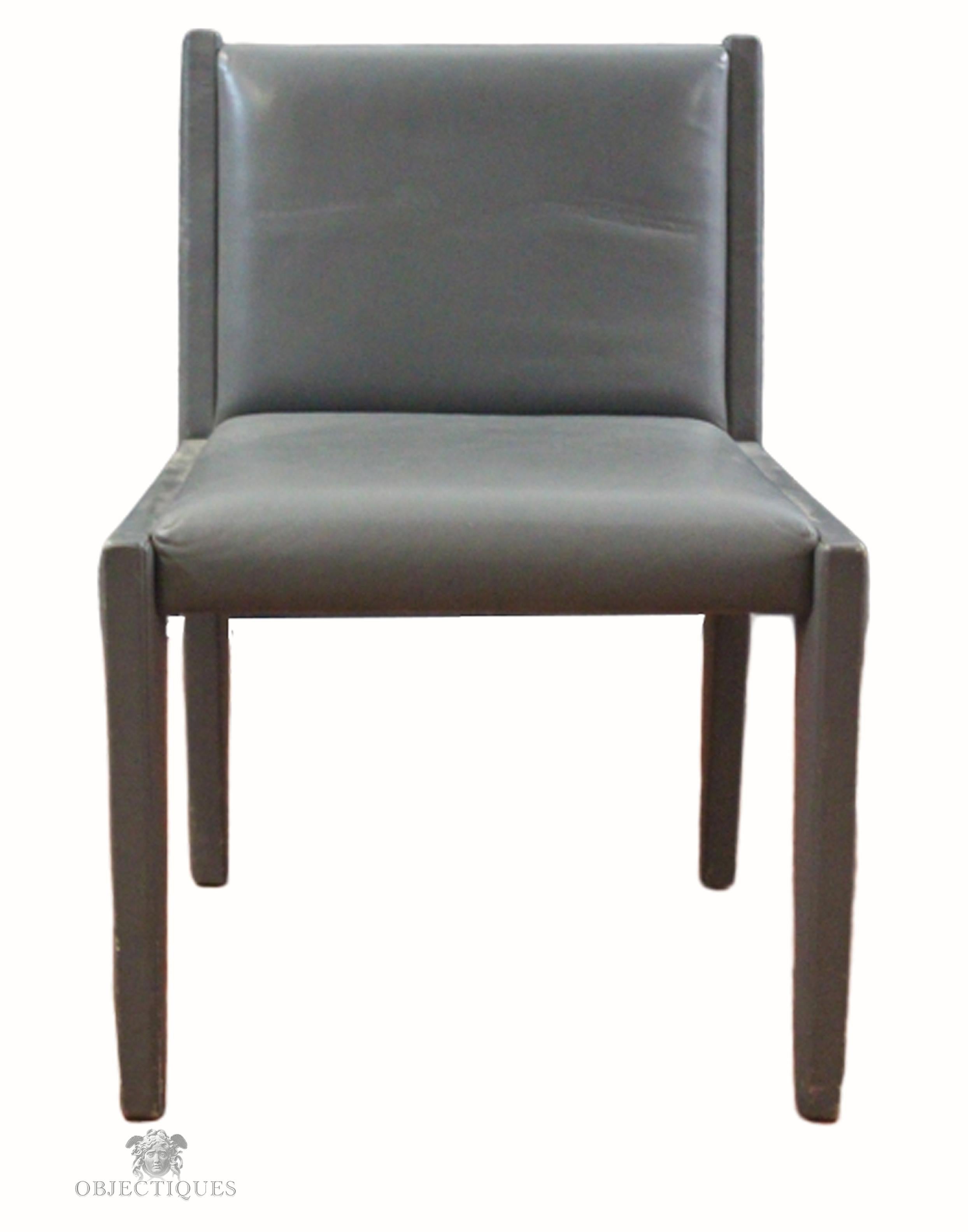 Late 20th Century Chic and Stylish Leather Clad Side Chair in Light Gray For Sale