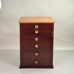 Chic Art Deco Column of Drawers in the Style of Gilbert Rohde