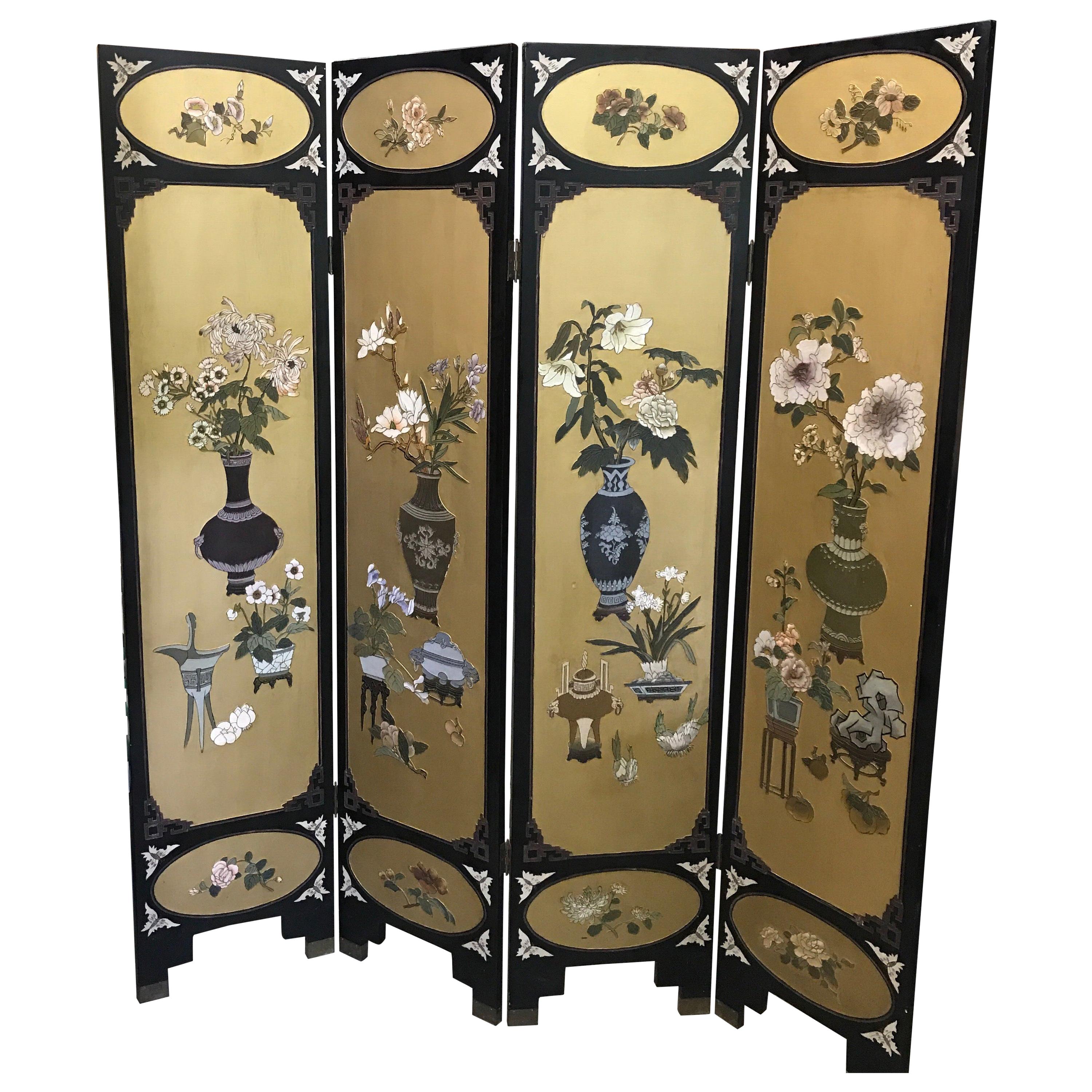 Chic Art Deco, Gilt and Lacquered Chinese Coromandel Screen