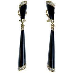 Chic Art Deco Style 18 Karat Yellow Gold Black Onyx Diamond Long Dangle Earrings