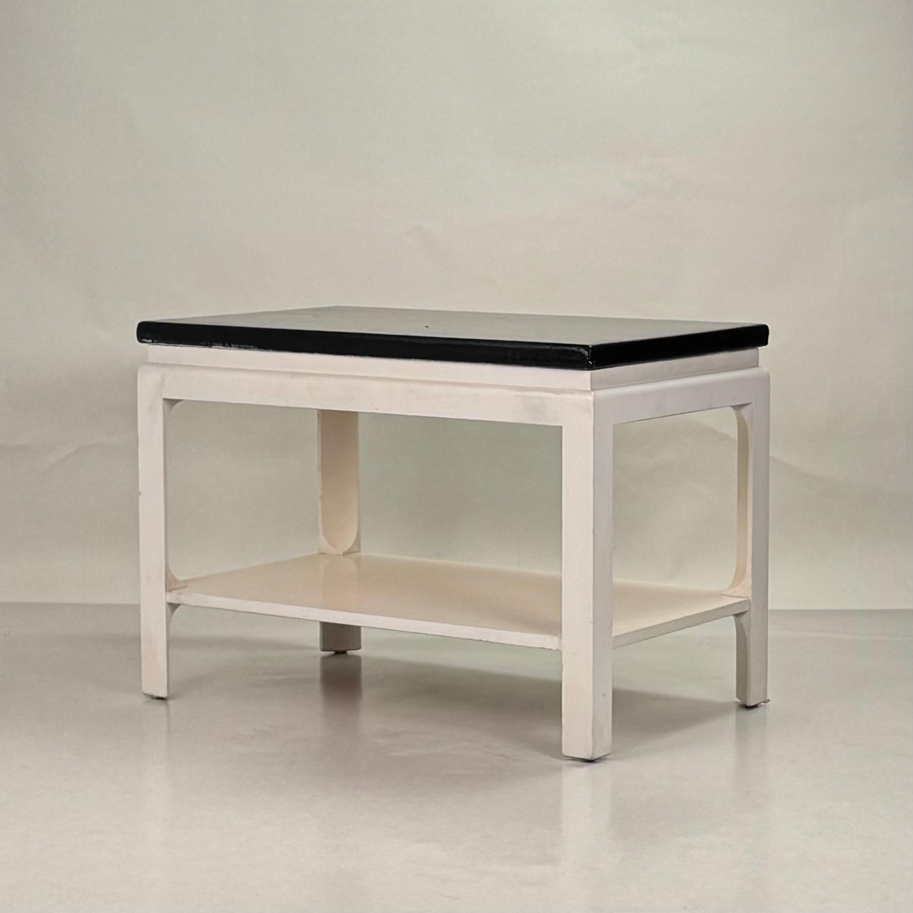 Chic Black and White Modernist Side Table by Paul Frankl For Sale 1