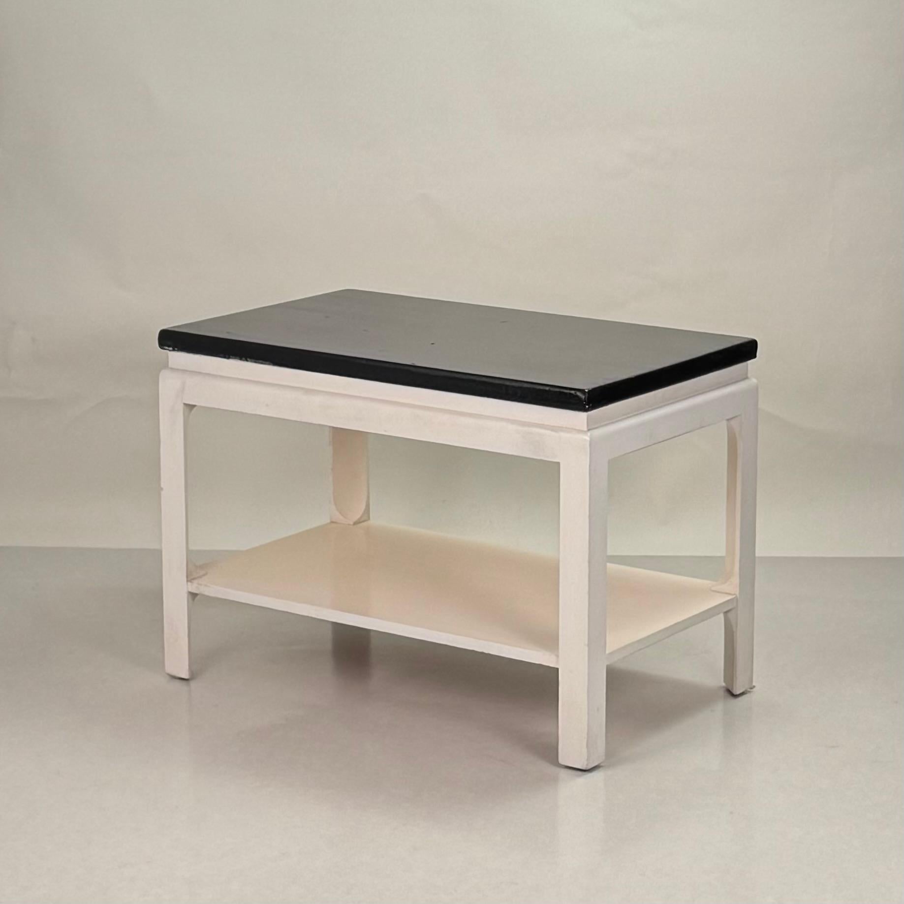 Chic Black and White Modernist Side Table by Paul Frankl For Sale 2