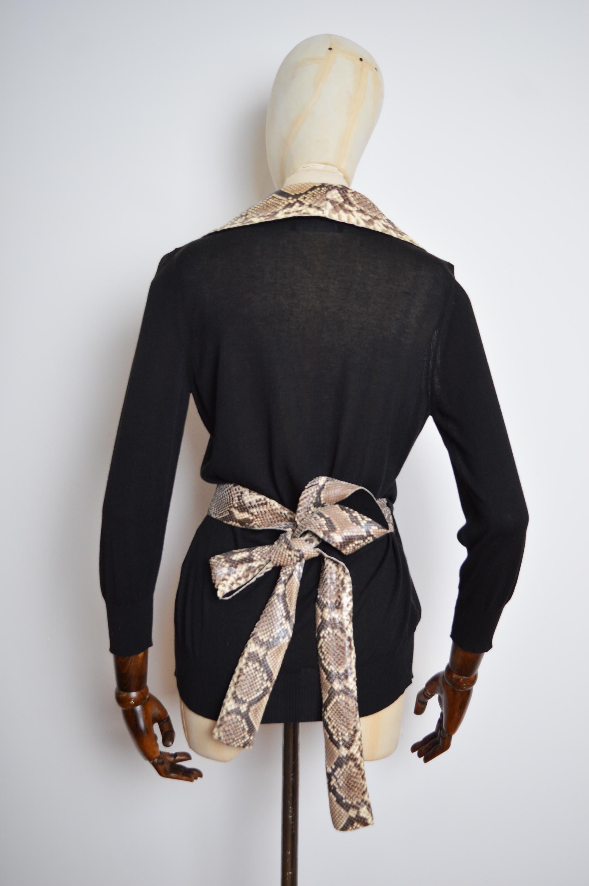 Chic Black Python Dolce & Gabbana Wrap around Knit Cardigan Sweater For Sale 6