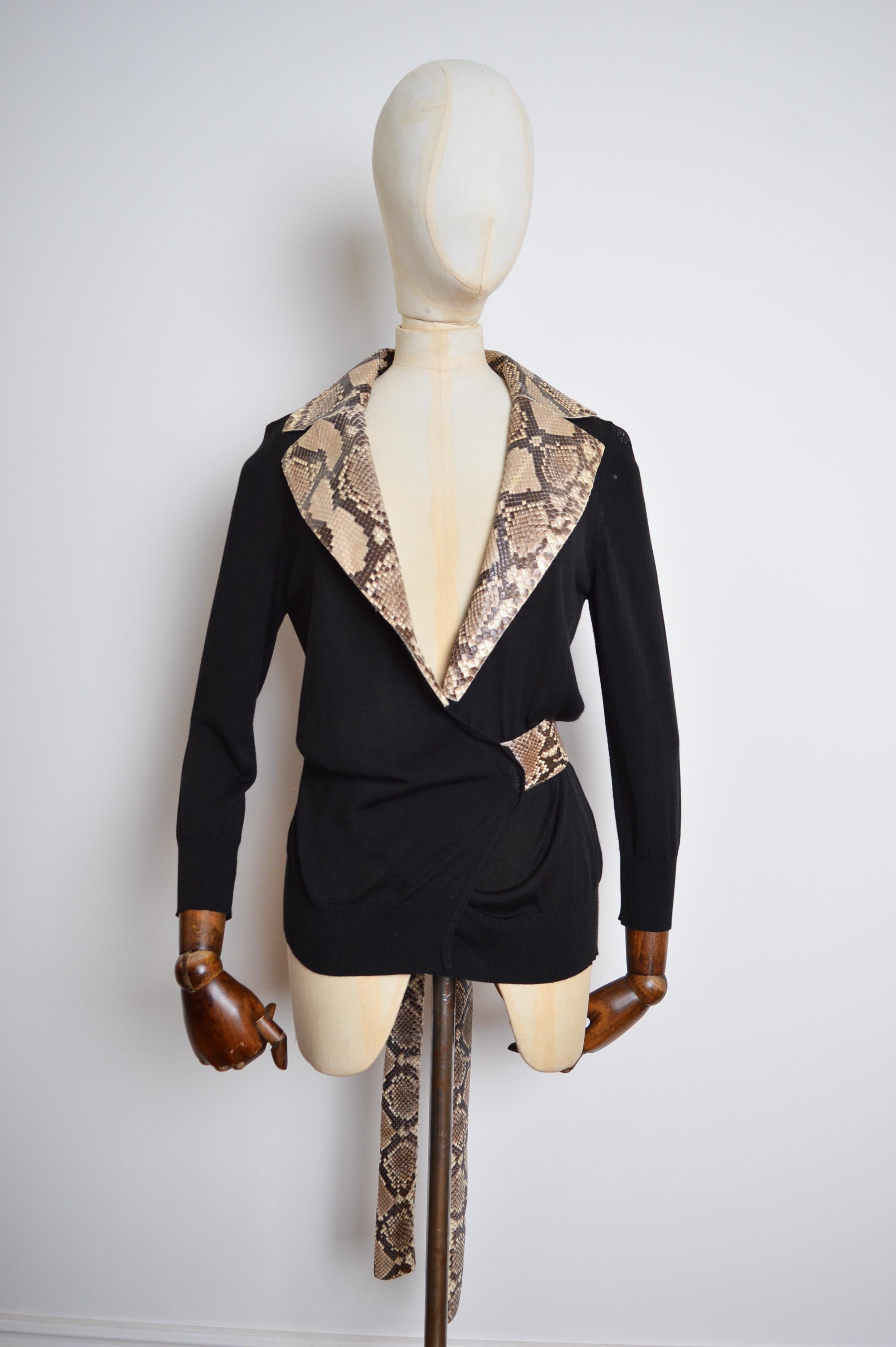 Chic Black Python Dolce & Gabbana Wrap around Knit Cardigan Sweater For Sale 1