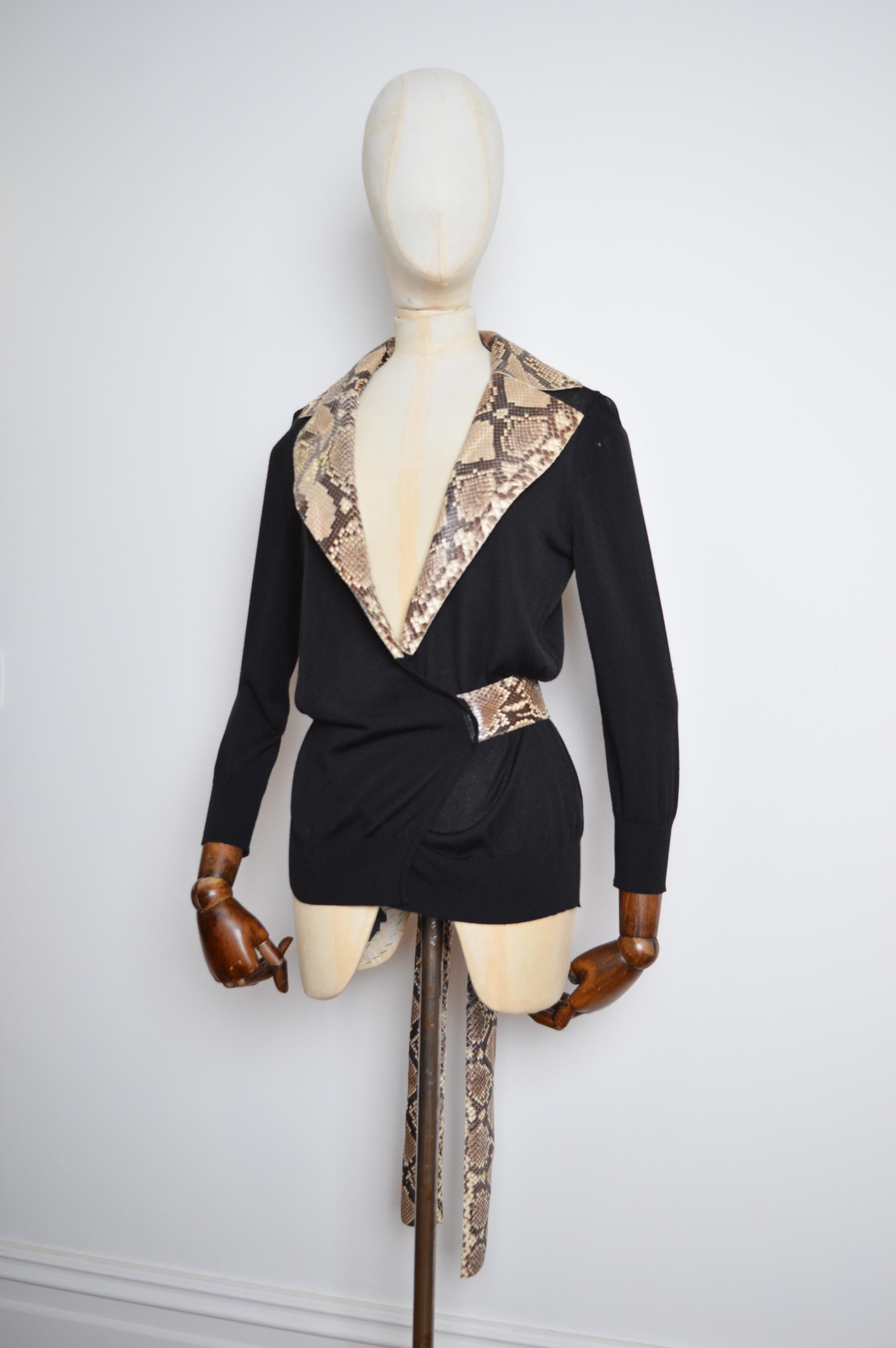 Chic Black Python Dolce & Gabbana Wrap around Knit Cardigan Sweater For Sale 4