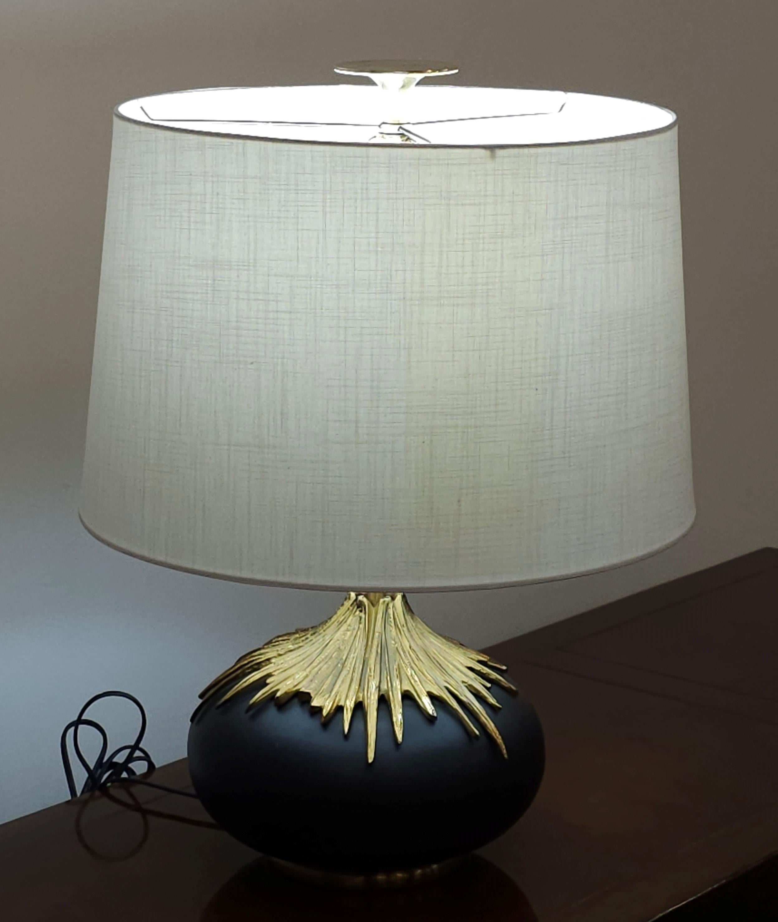 Modern Chic Bronze Table Lamp by Maison Charles, France, 20th Century For Sale