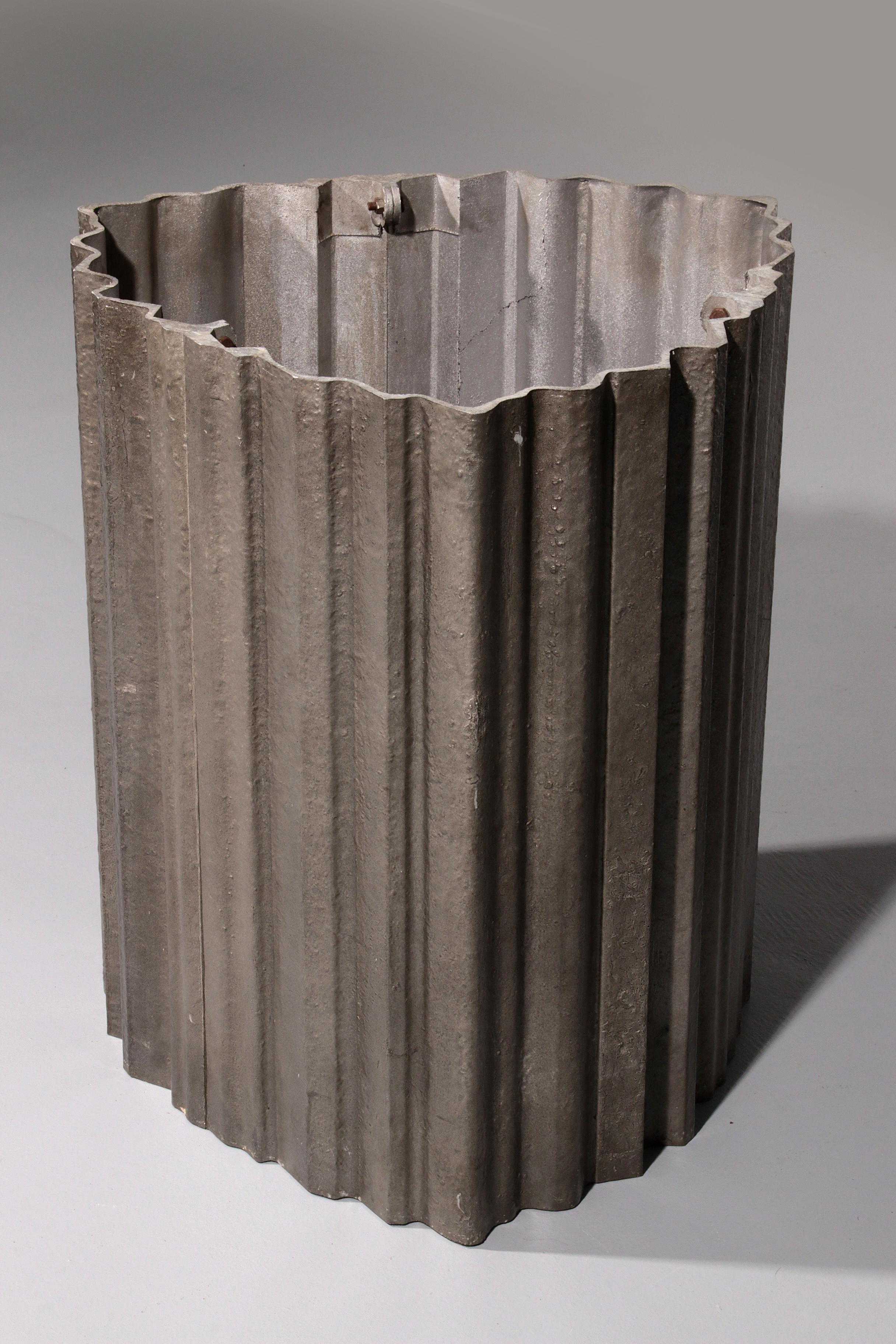 Table de salle à manger brutaliste chic par Max Papiri, 1970, Italie en vente 4