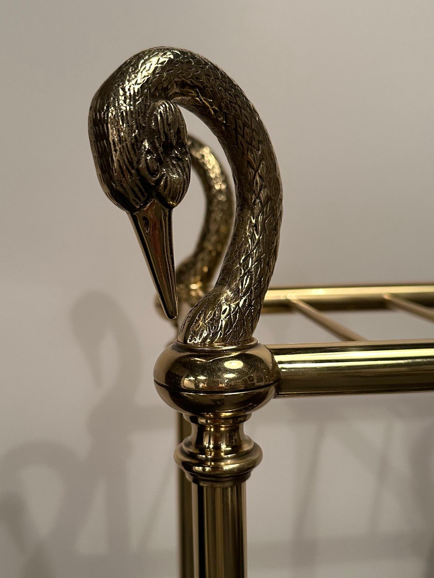 Laiton Chic Stand Umbrella en laiton massif moulé avec motif de canard en vente