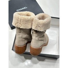 Chic Chanel Interlocking CC Shearling Moto Boots Sz 38.5