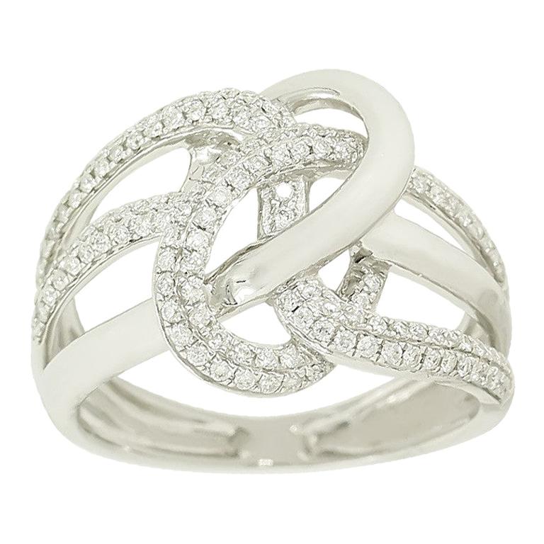 Chic Classic Diamond White Diamond Modern Gold Ring For Sale