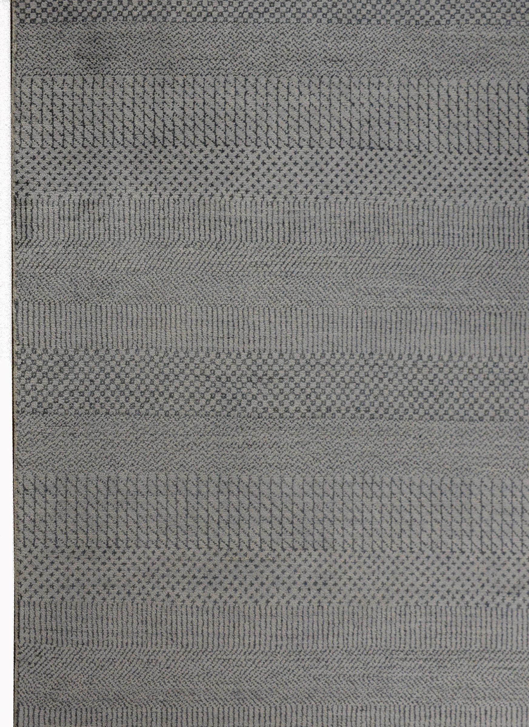 Chic Contemporary Rug In New Condition For Sale In Chicago, IL