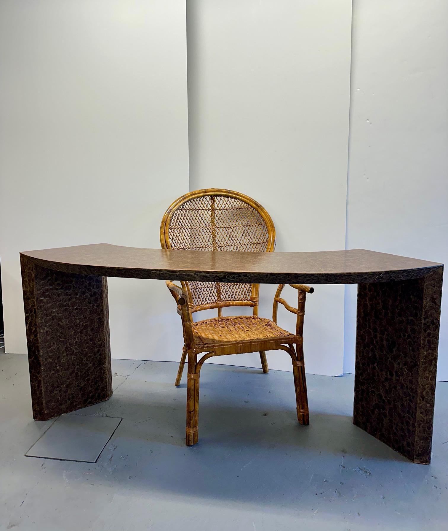 Chic Curved Organic Modern Brown Capiz Shell Console or Writing Desk For Sale 2