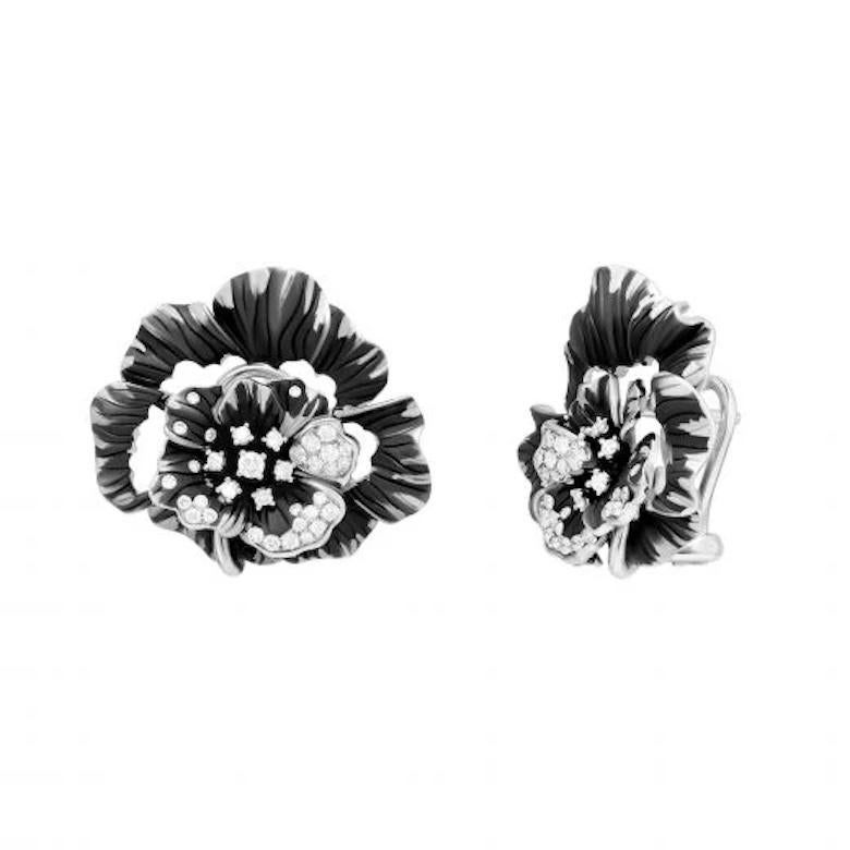 Baguette Cut Chic Diamond Flower White 18k Gold Earrings Lever-Back for Her For Sale