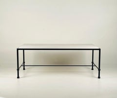 Tavolino chic 'Ébauche' in ferro battuto e pietra calcarea di Design Frères