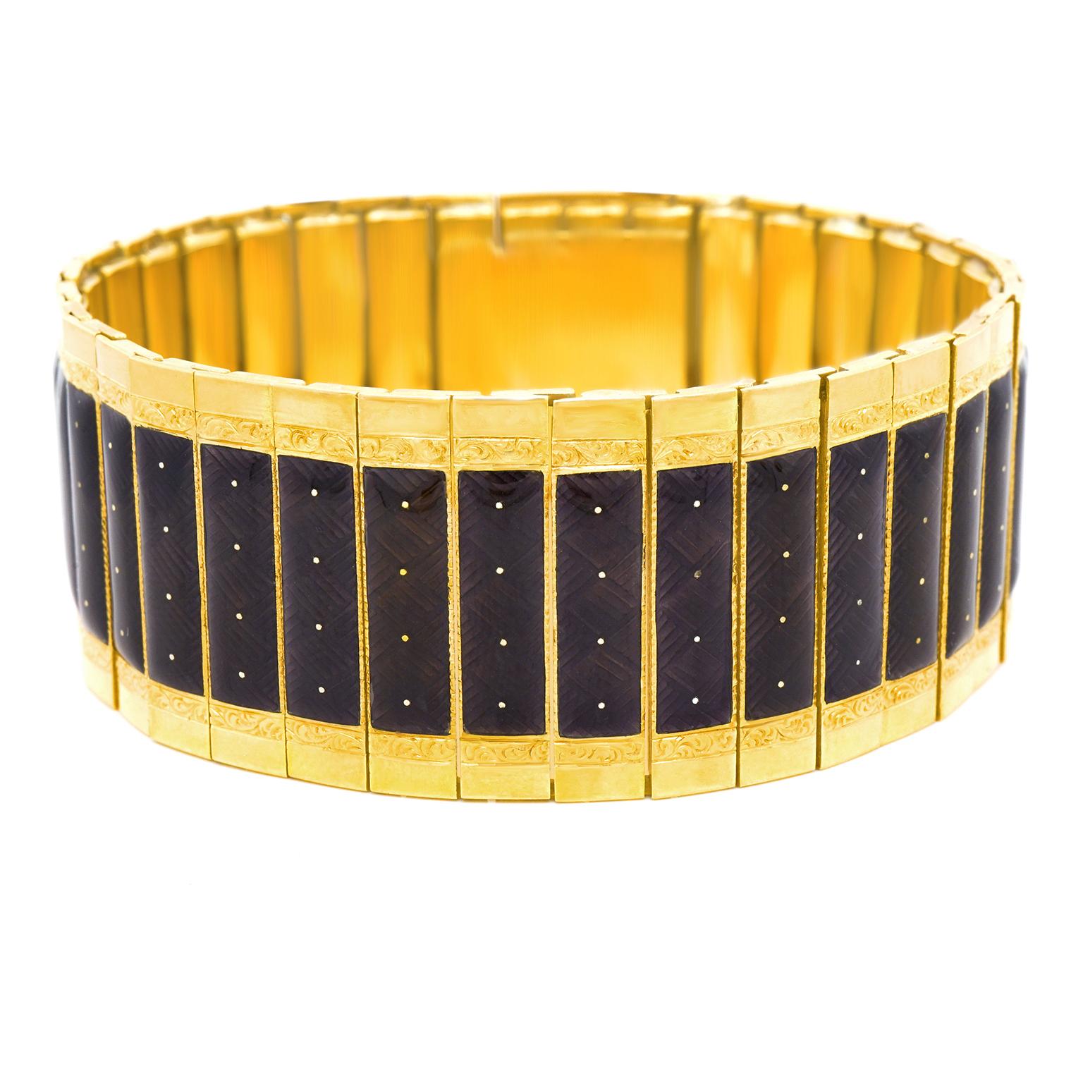 Chic 1950s Modernist Gold Bracelet For Sale at 1stDibs