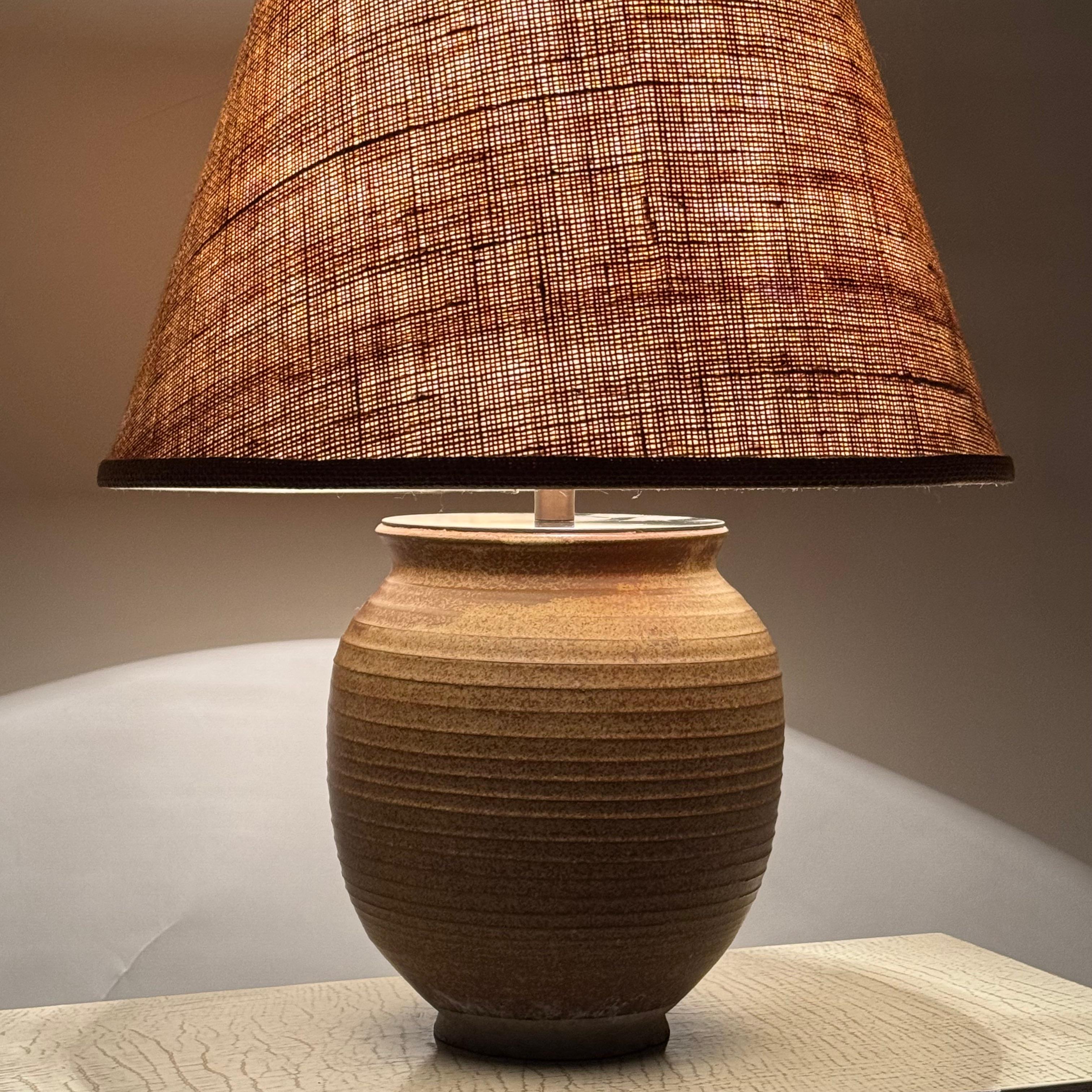 Art Deco Chic French Art-Déco Ceramic Lamp with Custom Linen Shade and Diffuser For Sale
