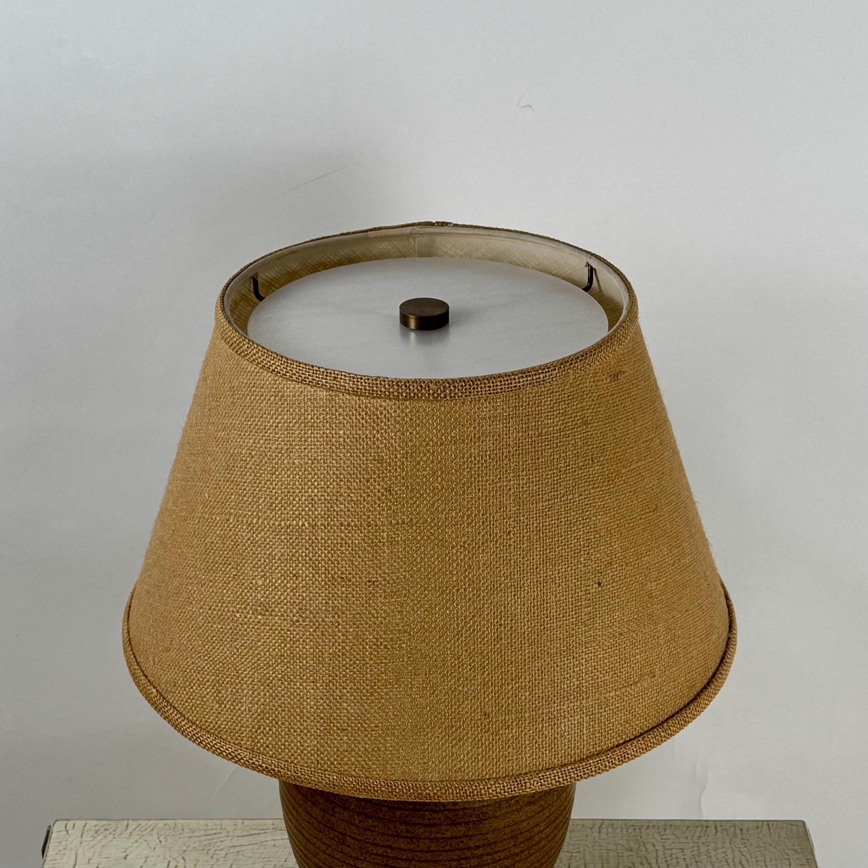 Chic French Art-Déco Ceramic Lamp with Custom Linen Shade and Diffuser For Sale 3