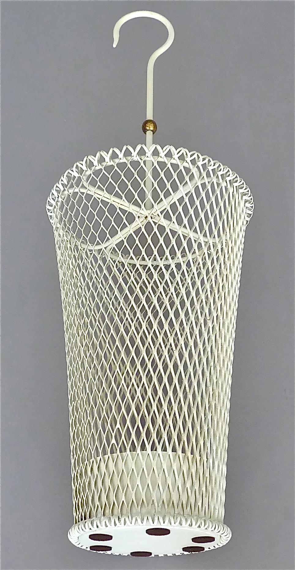 Chic French Umbrella Stand Matégot Biny Style White Enameled Metal Brass, 1950s For Sale 10