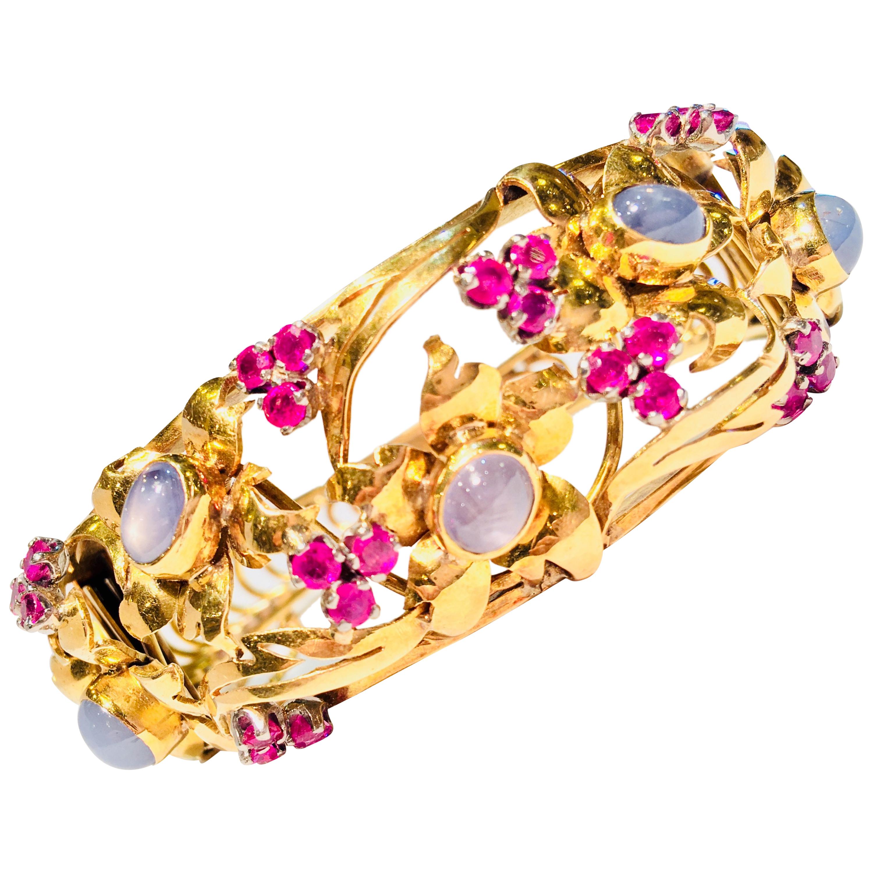Art Nouveau Star Sapphire and Natural Ruby 18 Karat Gold Floral Bangle Bracelet