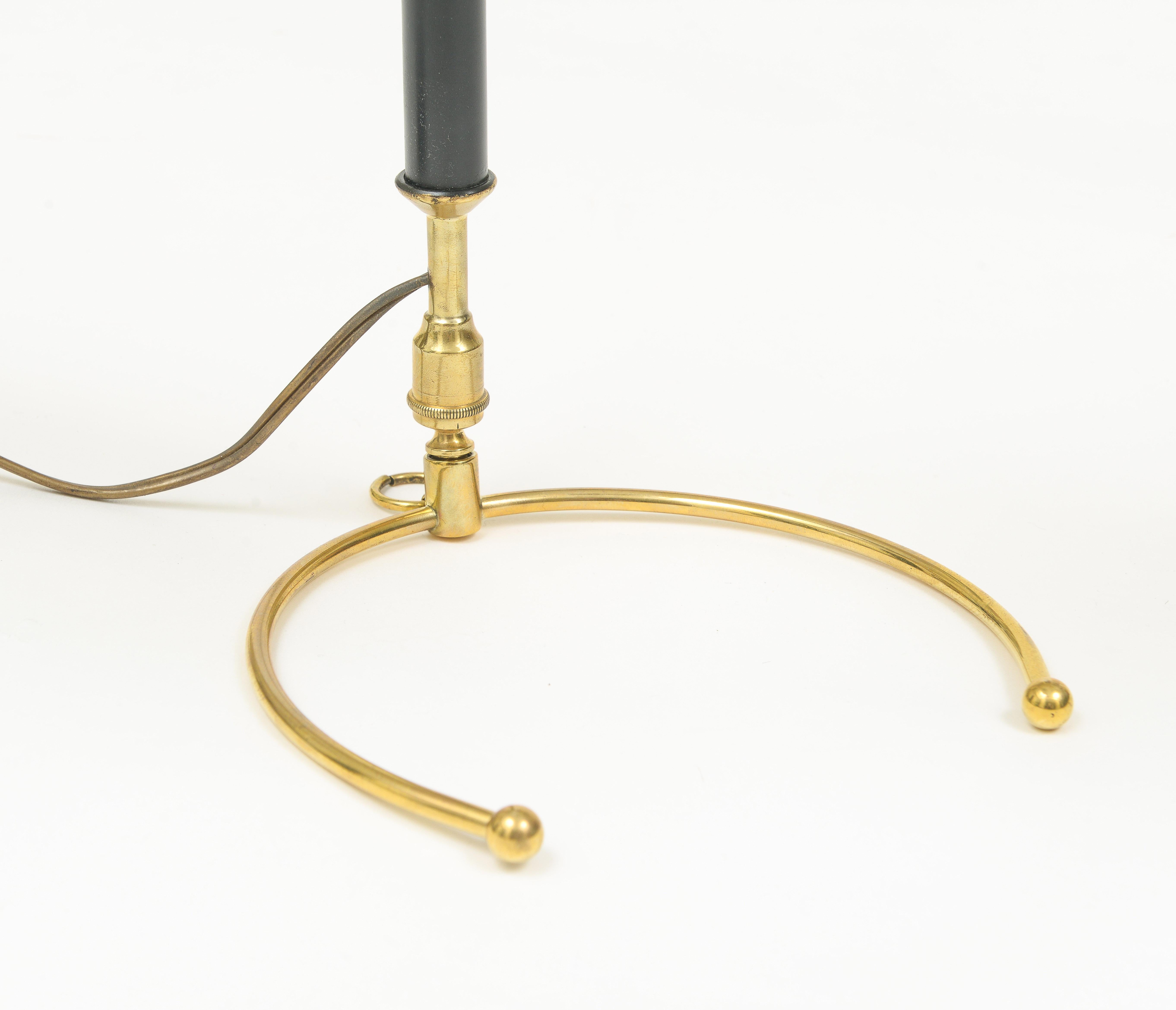 Chic Handsome Robert Mathieu Lunel Brass and Black Table Lamp, France, 1950's For Sale 3