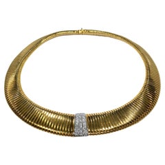 Chic Italian 14k Yellow Gold Tubogas Choker with Diamond Station in the Center