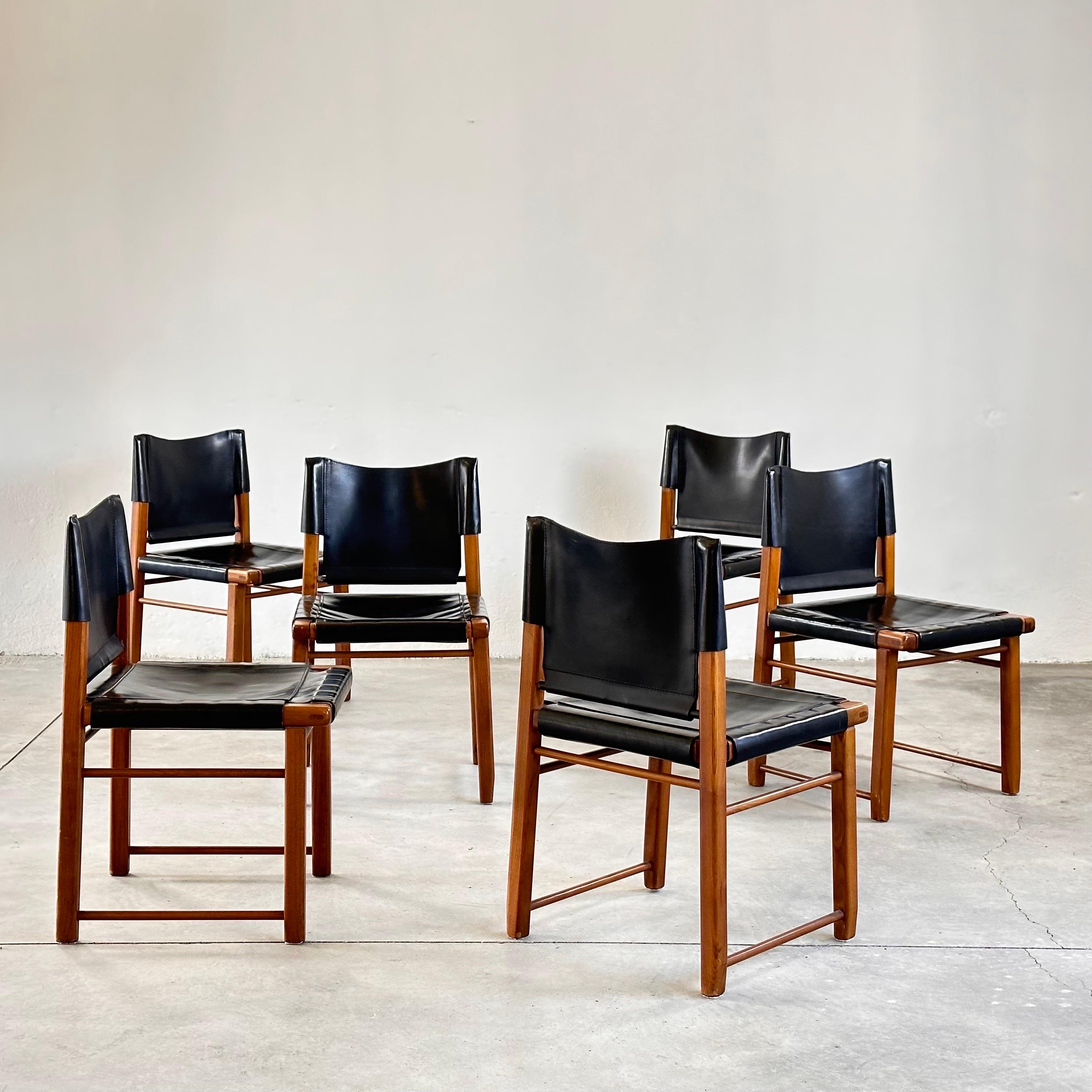 Mid-Century Modern Chic Italian Elegance: Set of Six Walnut and Black Leather Dining Chairs, 1970s
