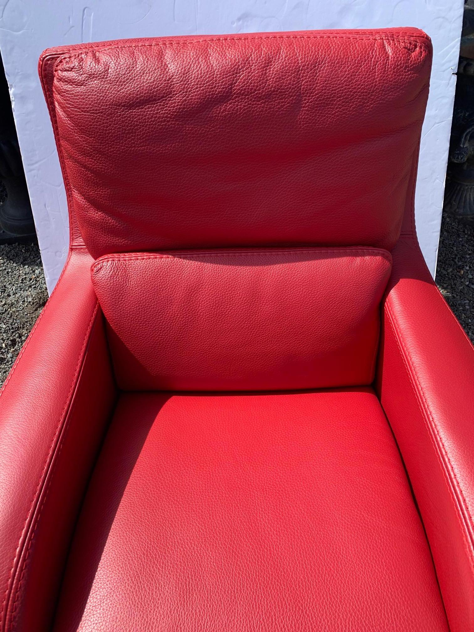 Chic Italian Roche Bobois Rasberry Leather Swivel Club Chair 5