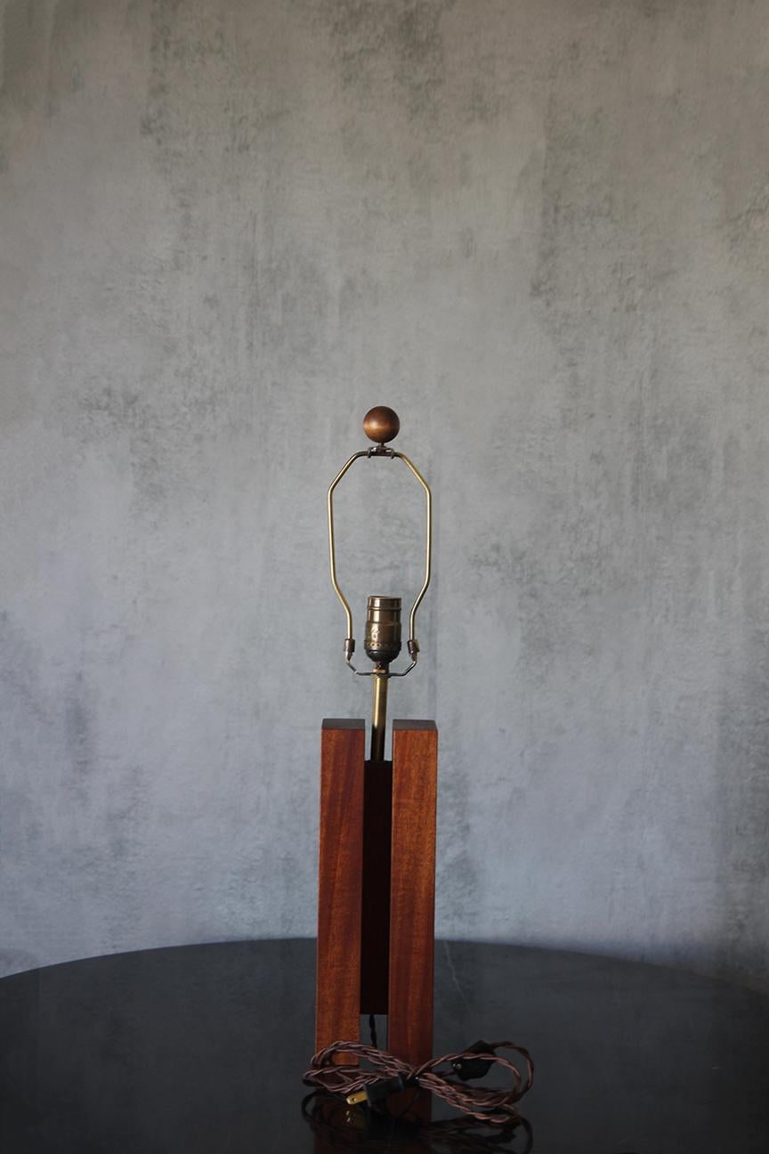 Chic Large Single ‘Cubismo’ Lamp with linen shade by Understated Design In New Condition For Sale In Los Angeles, CA