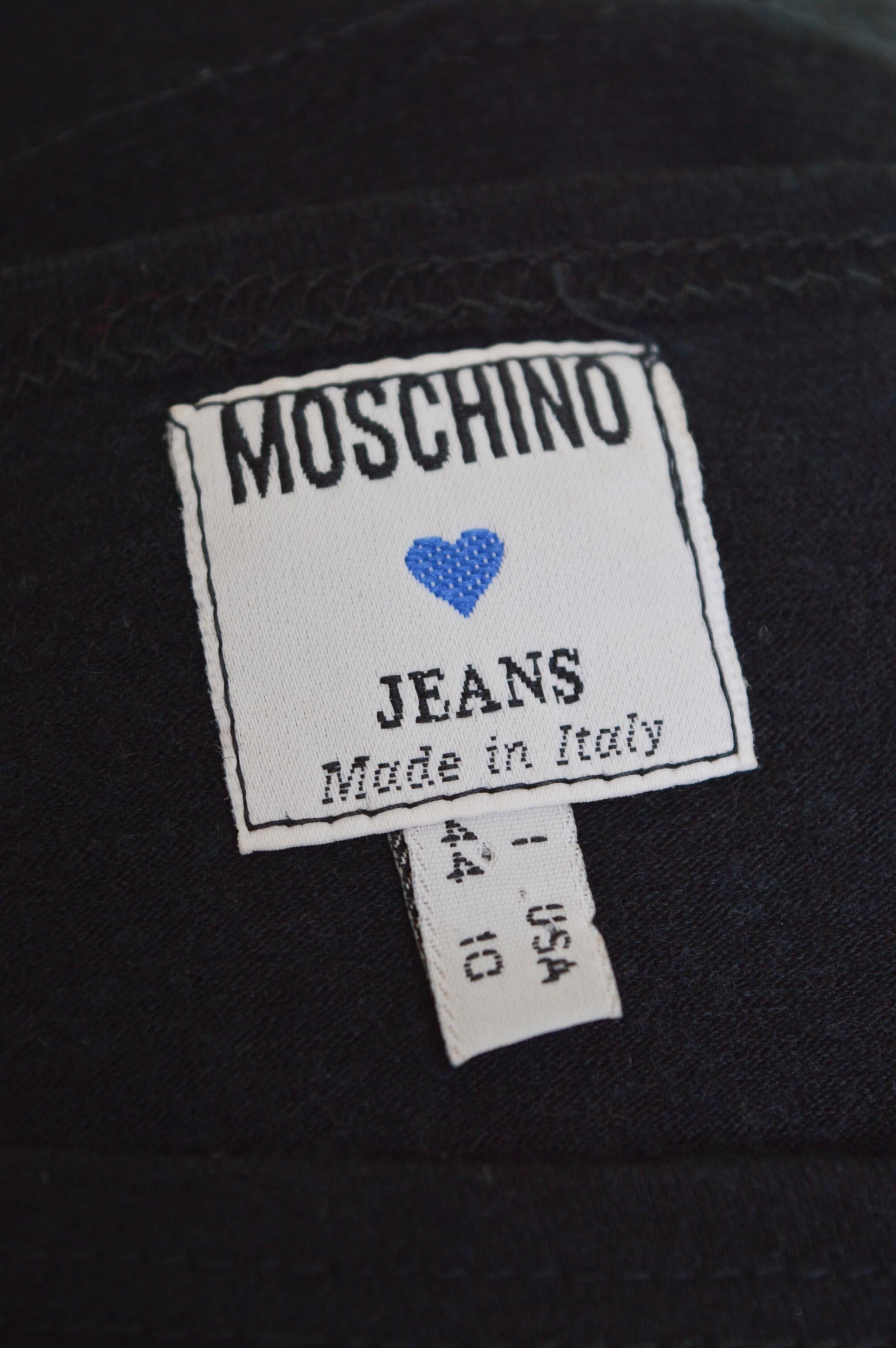 Elegante minivestido negro MOSCHINO años 90 de manga larga con body con Graphic en Bastante bueno estado para la venta en Sheffield, GB