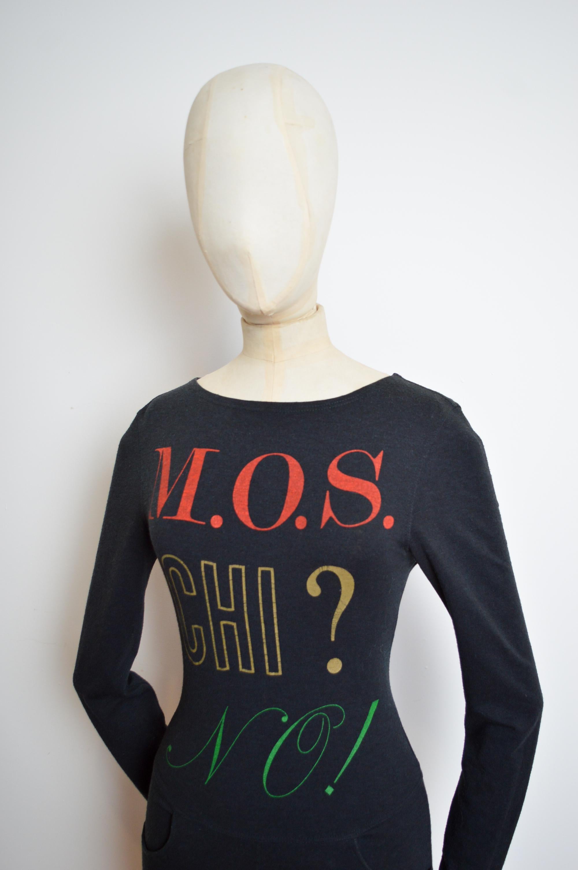 De las mujeres Elegante minivestido negro MOSCHINO años 90 de manga larga con body con Graphic en venta