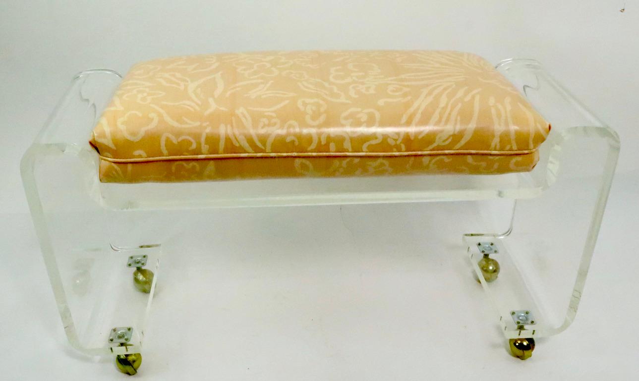 Chic Lucite Bench on Ball Coaster Feet after Charles Hollis Jones In Good Condition In New York, NY