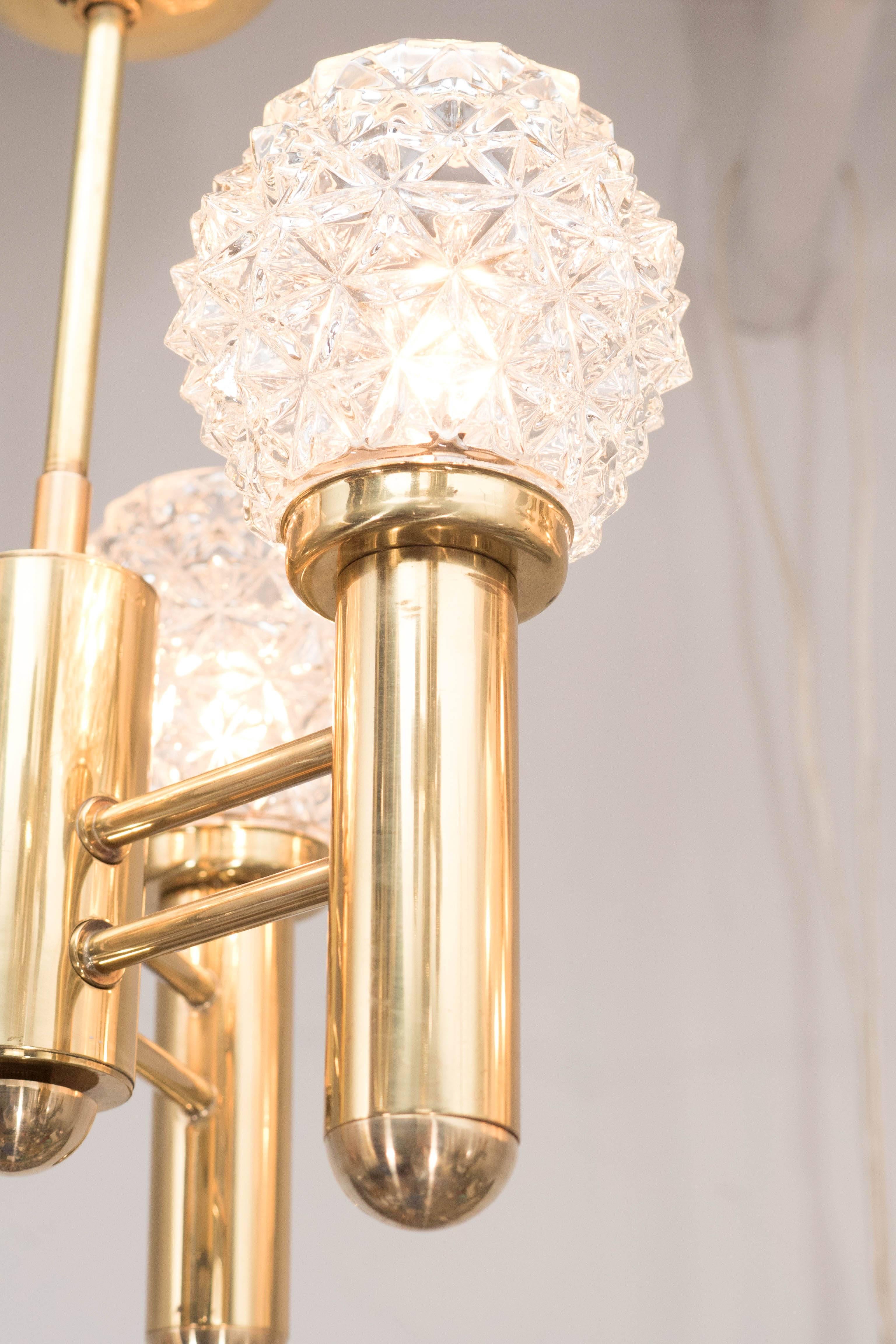Mid-20th Century Chic Mid-Century Modern Three-Arm Brass Chandelier with Faceted Glass Globes