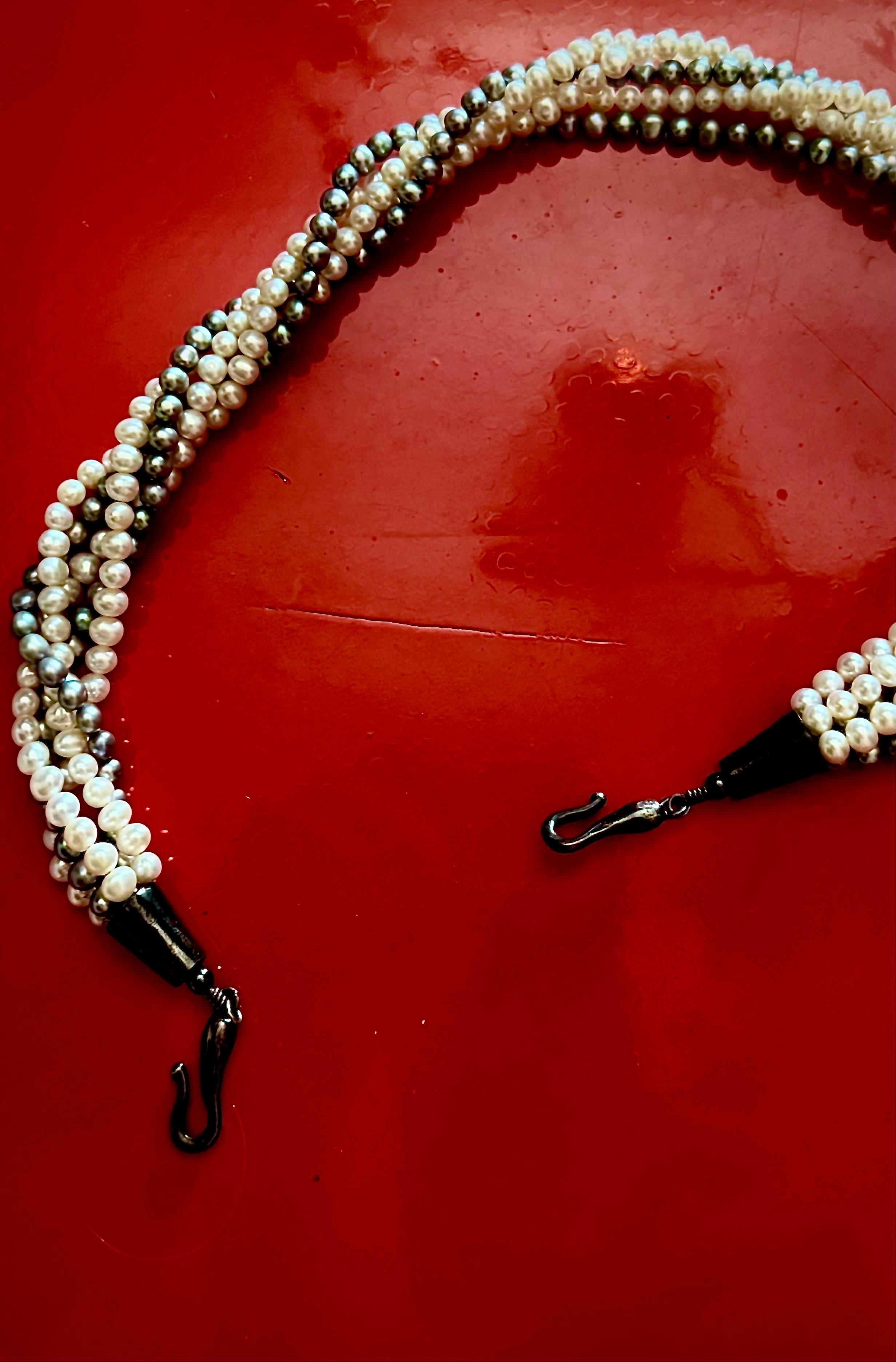 Collana chic con perle a più fili in vendita 3