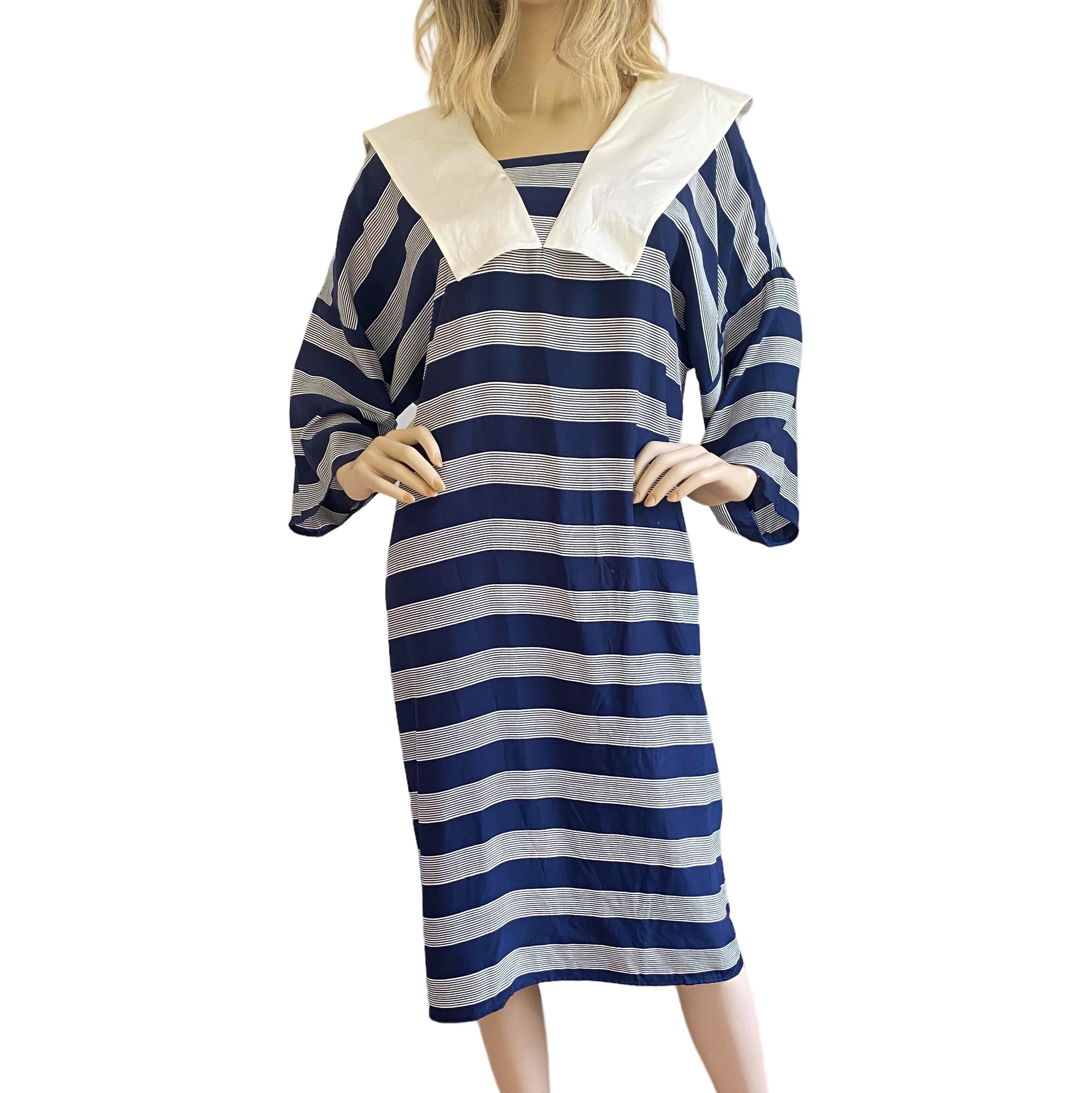 Cool Sailor Silk Sac Dress with Kimono Sleeves  - Flora Kung NWT For Sale 2