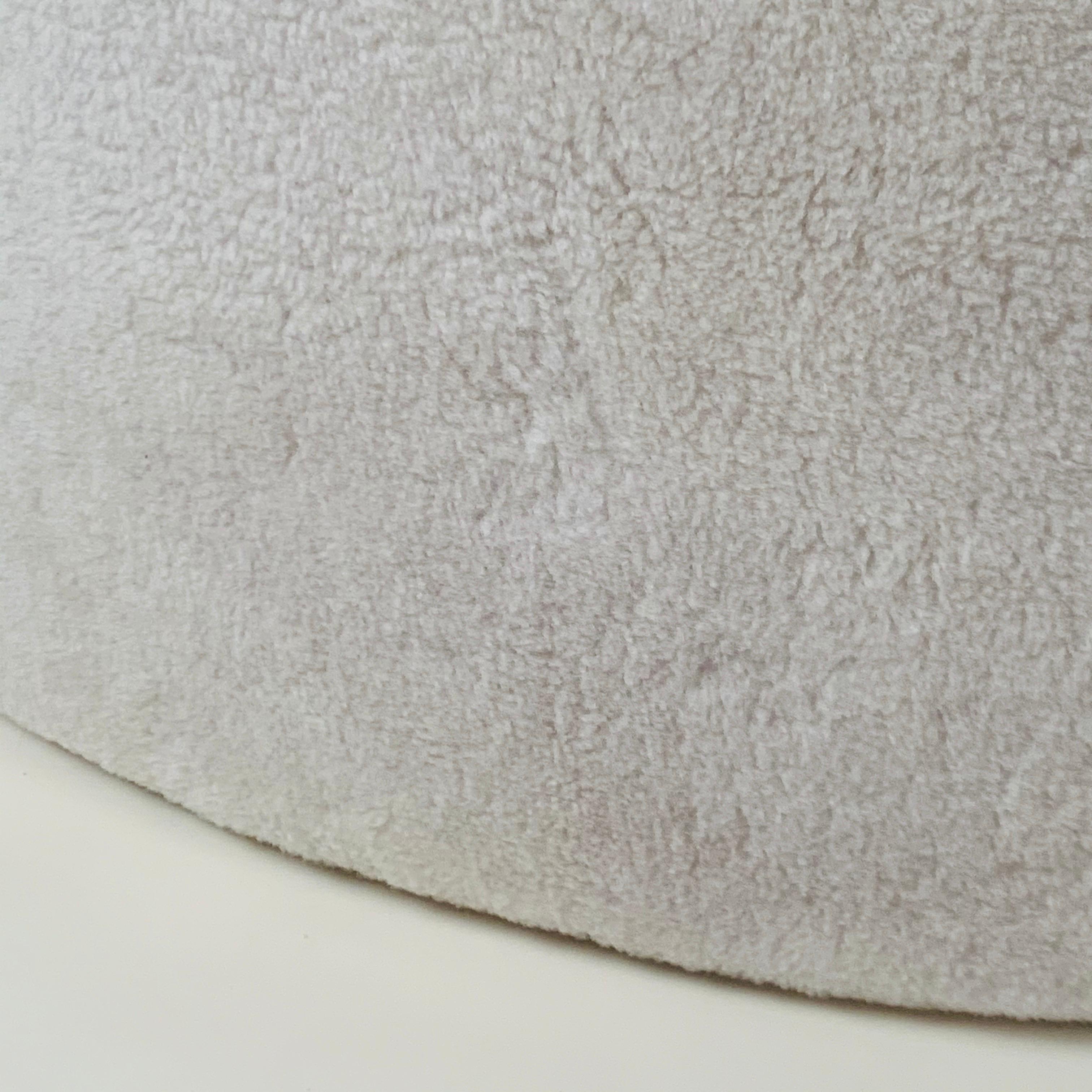 Schicke 'Banquise' Ottomane von Design Frères (Pelz) im Angebot