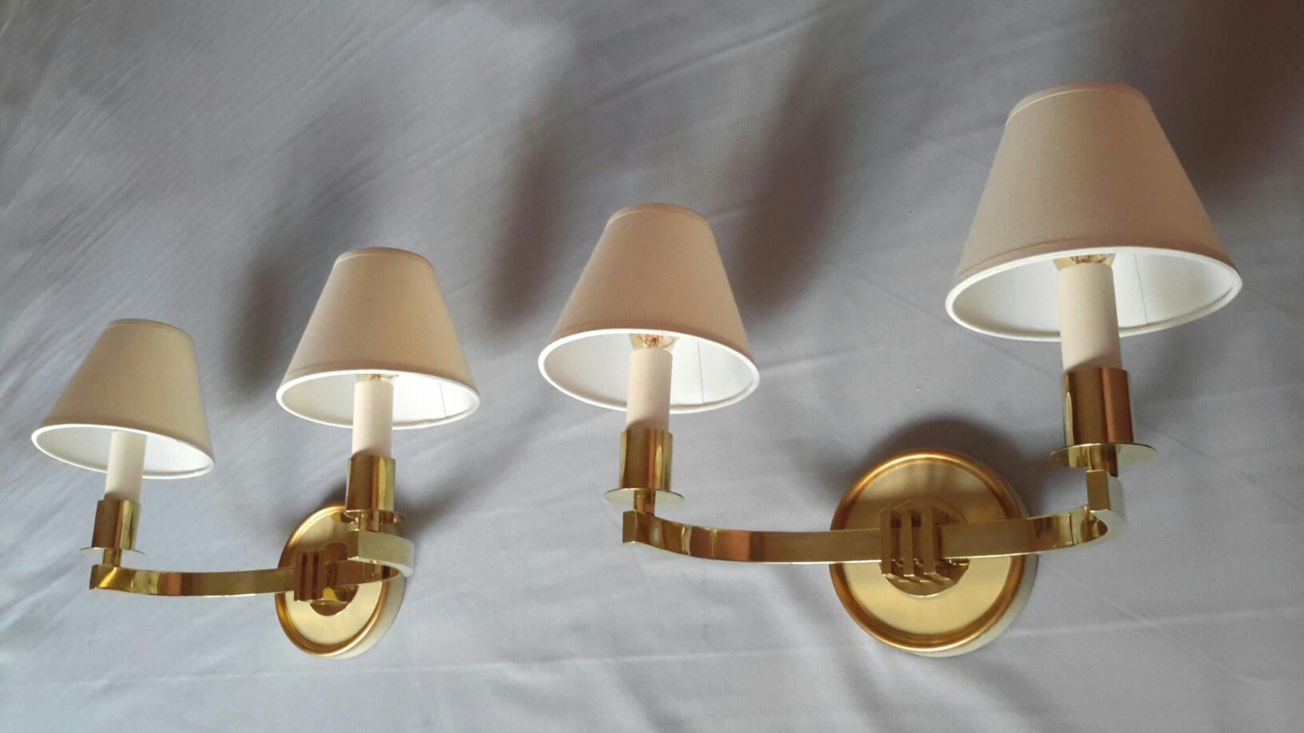 Chic Pair of Bronze French Mid-Century Modern Wall Sconces, 1950 1