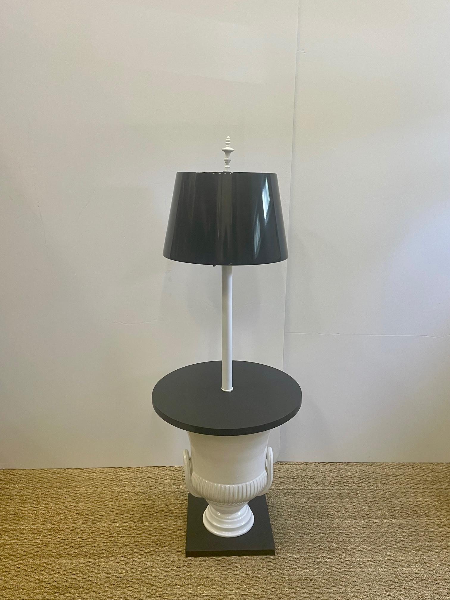 Chic Pair of Dorothy Draper Style Urn Base Floor Lamp Side Tables For Sale 5