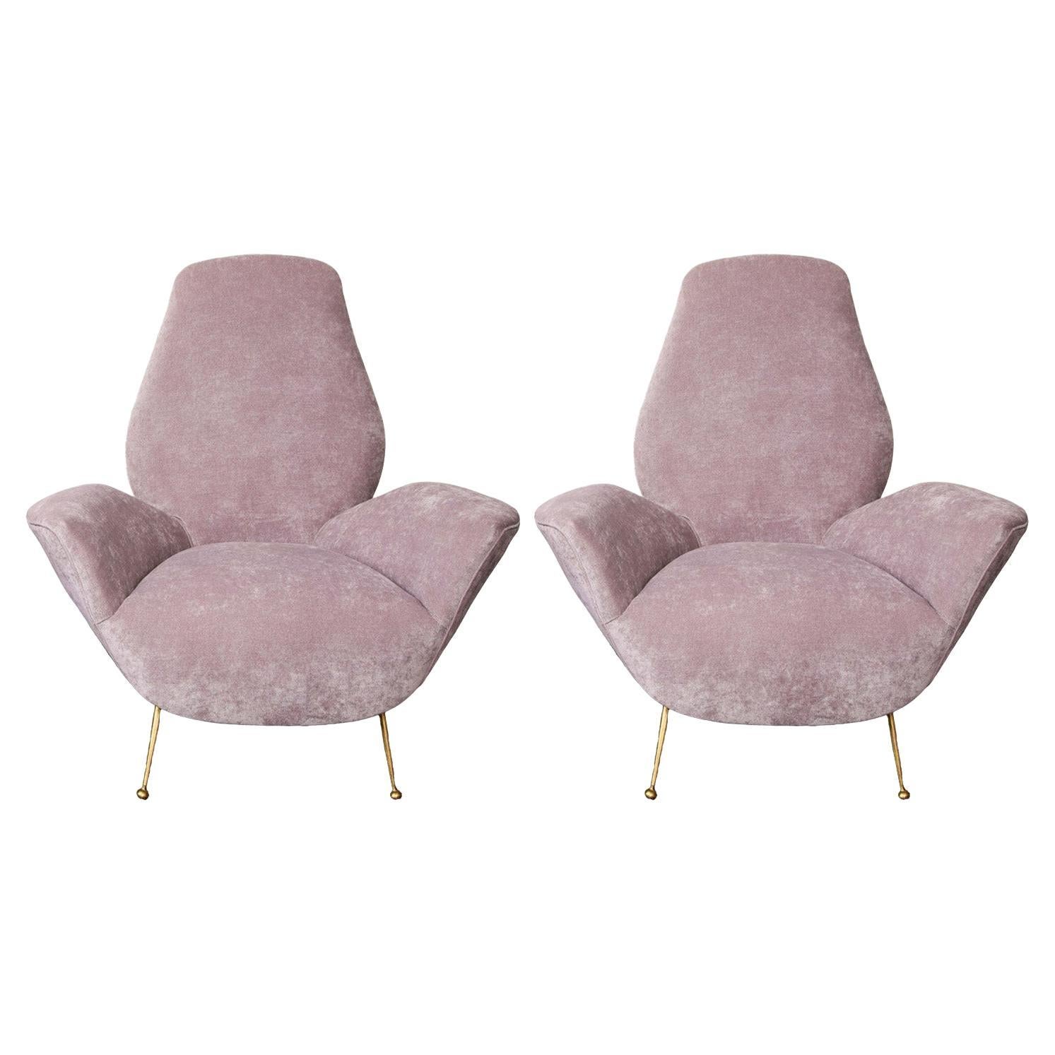 Chic Pair of Italian "Tulip" Chairs in Lavender Velvet 1950s