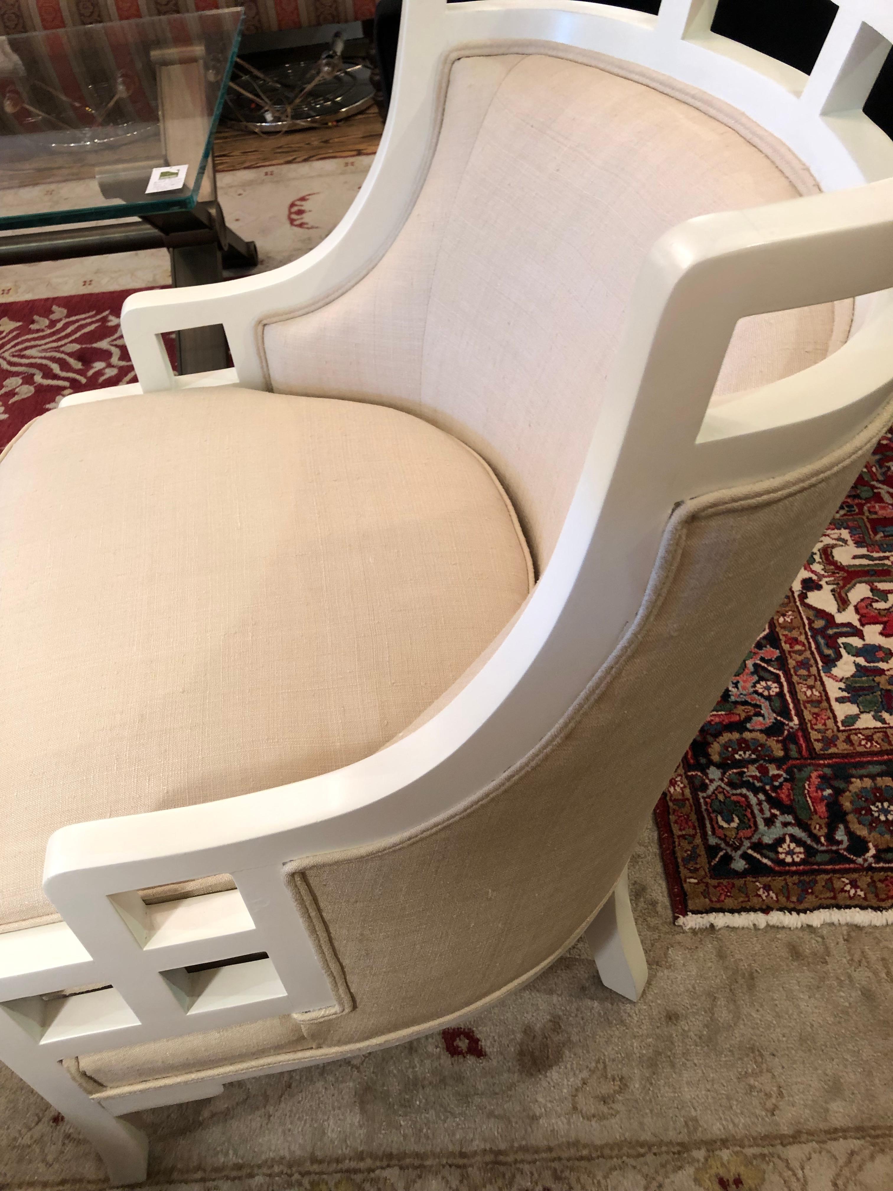 Chic Pair of White Painted Barrel Back Club Chairs Upholstered in Linen For Sale 5