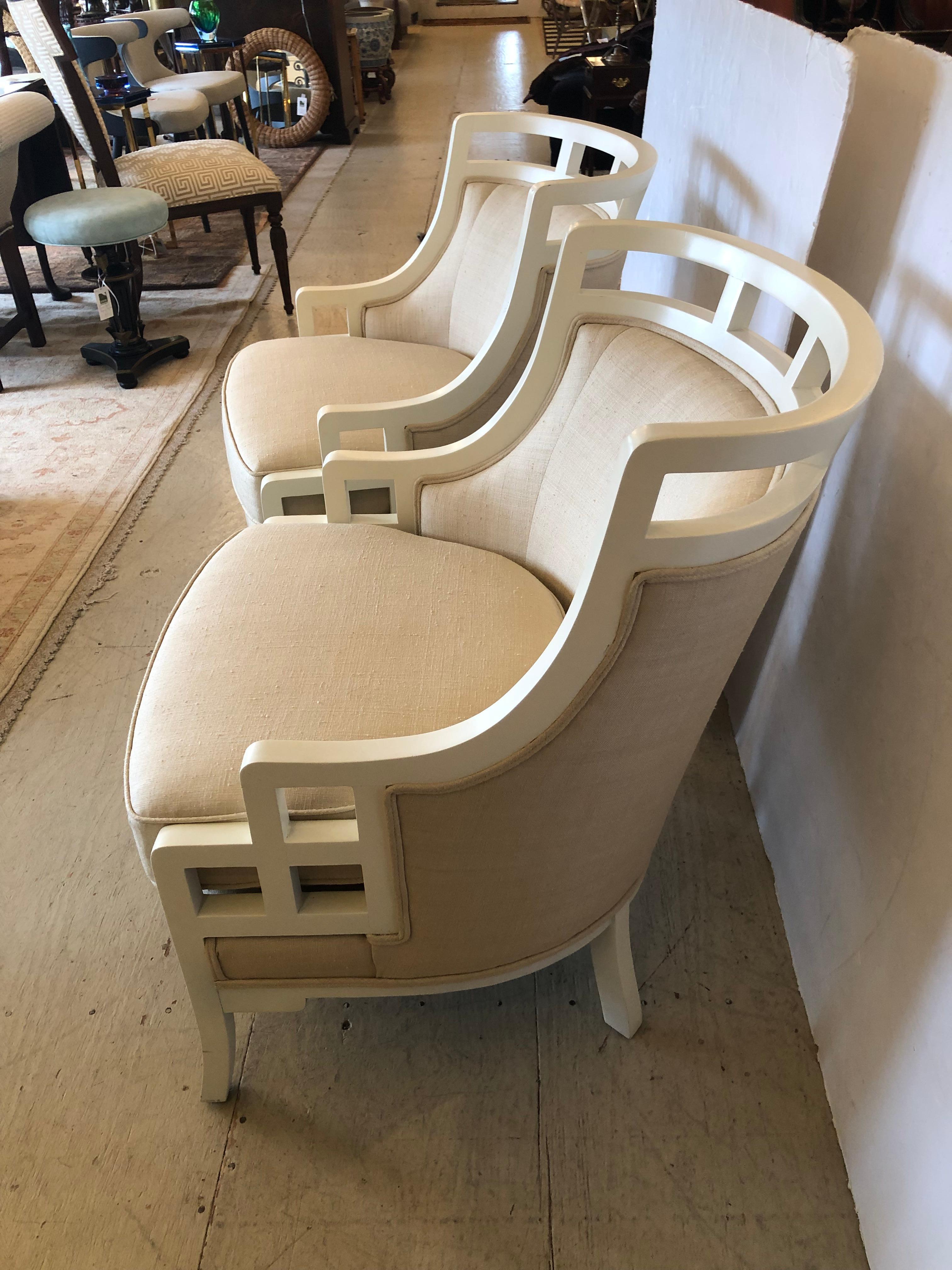 Chic Pair of White Painted Barrel Back Club Chairs Upholstered in Linen For Sale 8