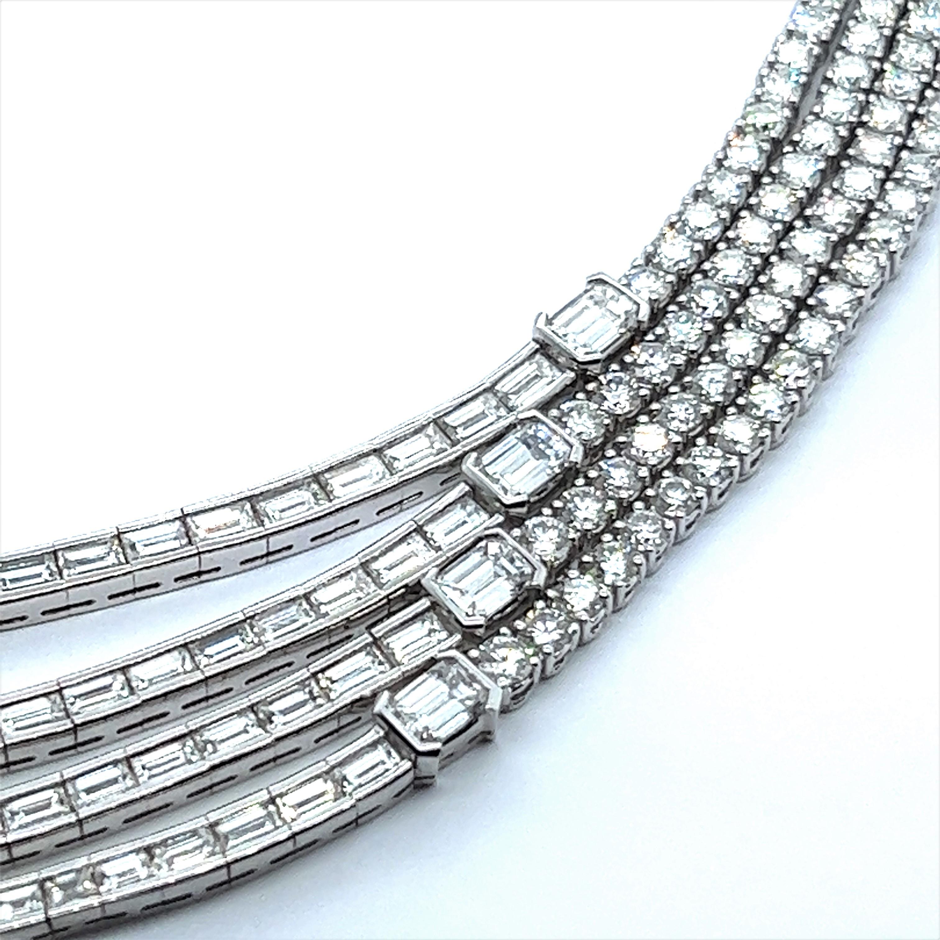 Chic Platinum and Diamond Necklace For Sale 4