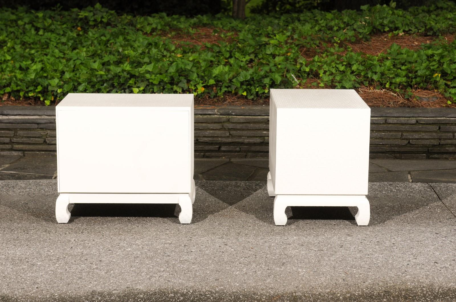 Chic Restored Pair of Cream Lacquer Raffia Commodes by Baker, circa 1975 For Sale 2