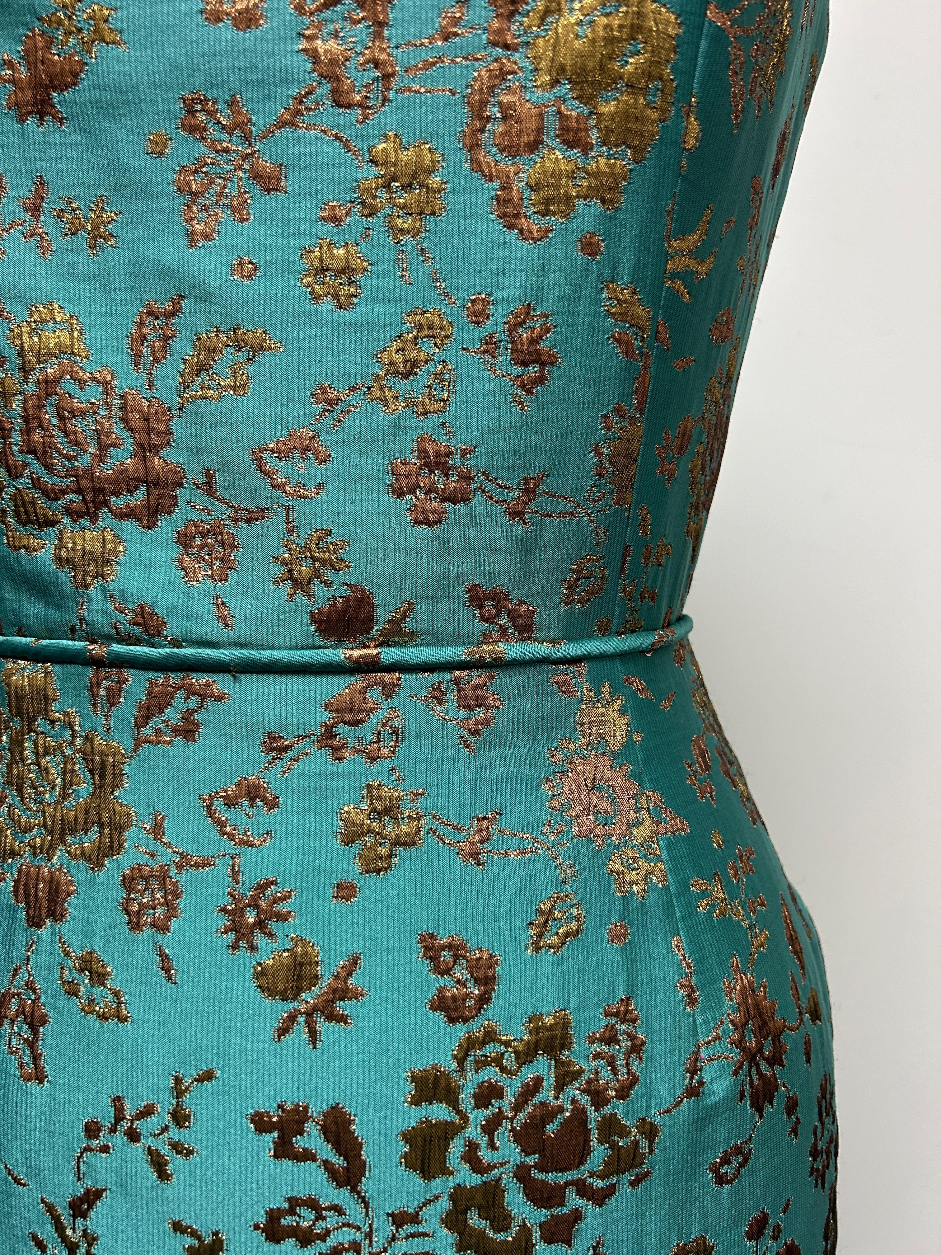 Vestido de fiesta brocado francés oro rosa y turquesa en venta 2