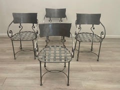 Ensemble chic de 4 fauteuils de salle à manger italiens en fer forgé à la main et argent