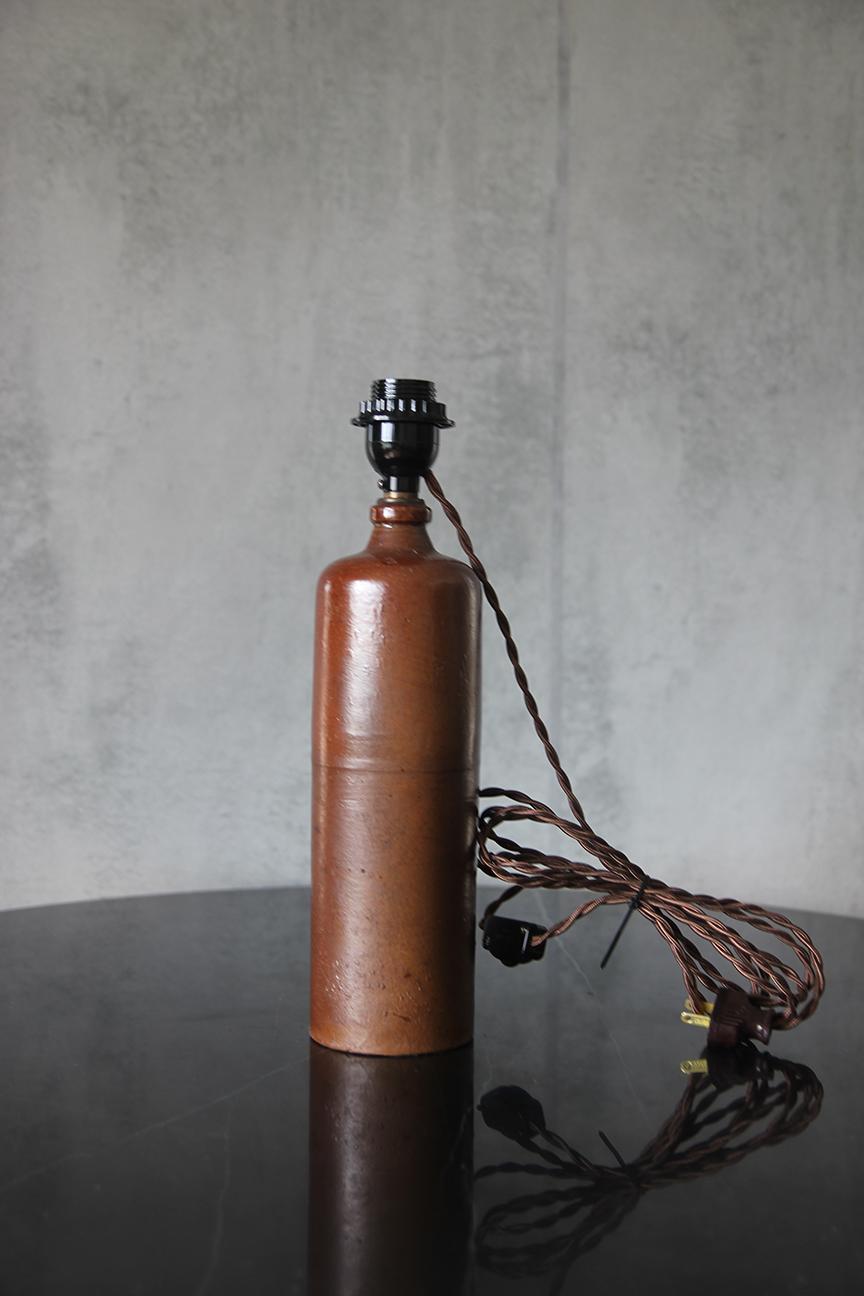 Chic Stoneware Gin Bottle Table Lamp by Understated Design In Excellent Condition For Sale In Los Angeles, CA