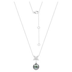 Chic Unique Diamond Pearl White 18K Gold Pendant Necklace for Her