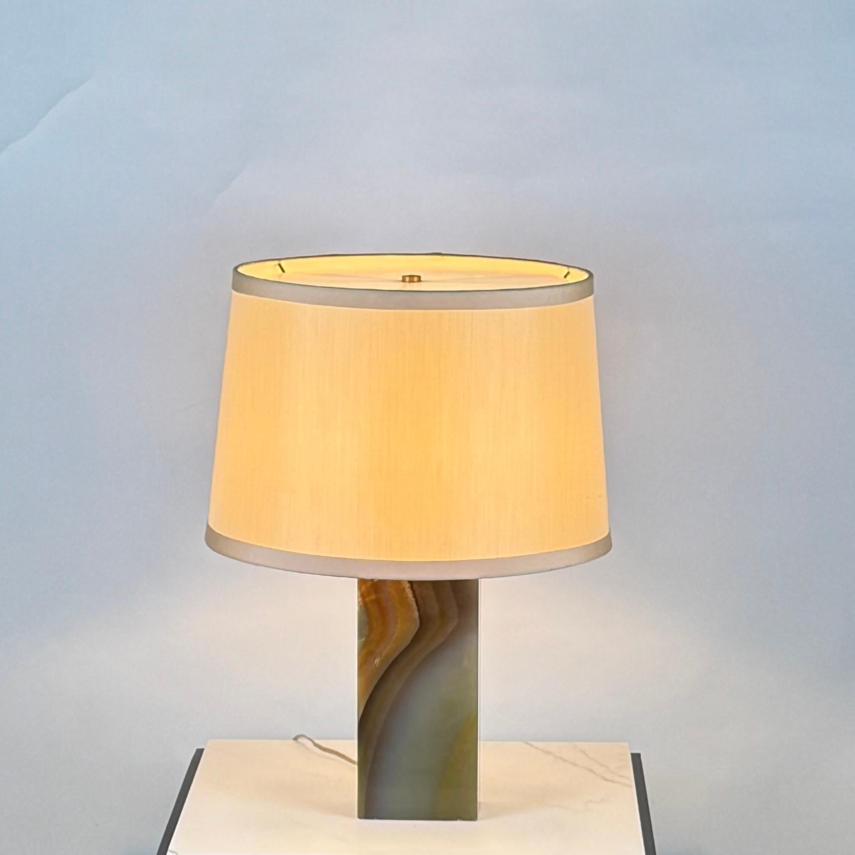 Organic Modern Chic Veined Onyx Table or Desk Lamp with Custom Silk Shade and DIffuser For Sale