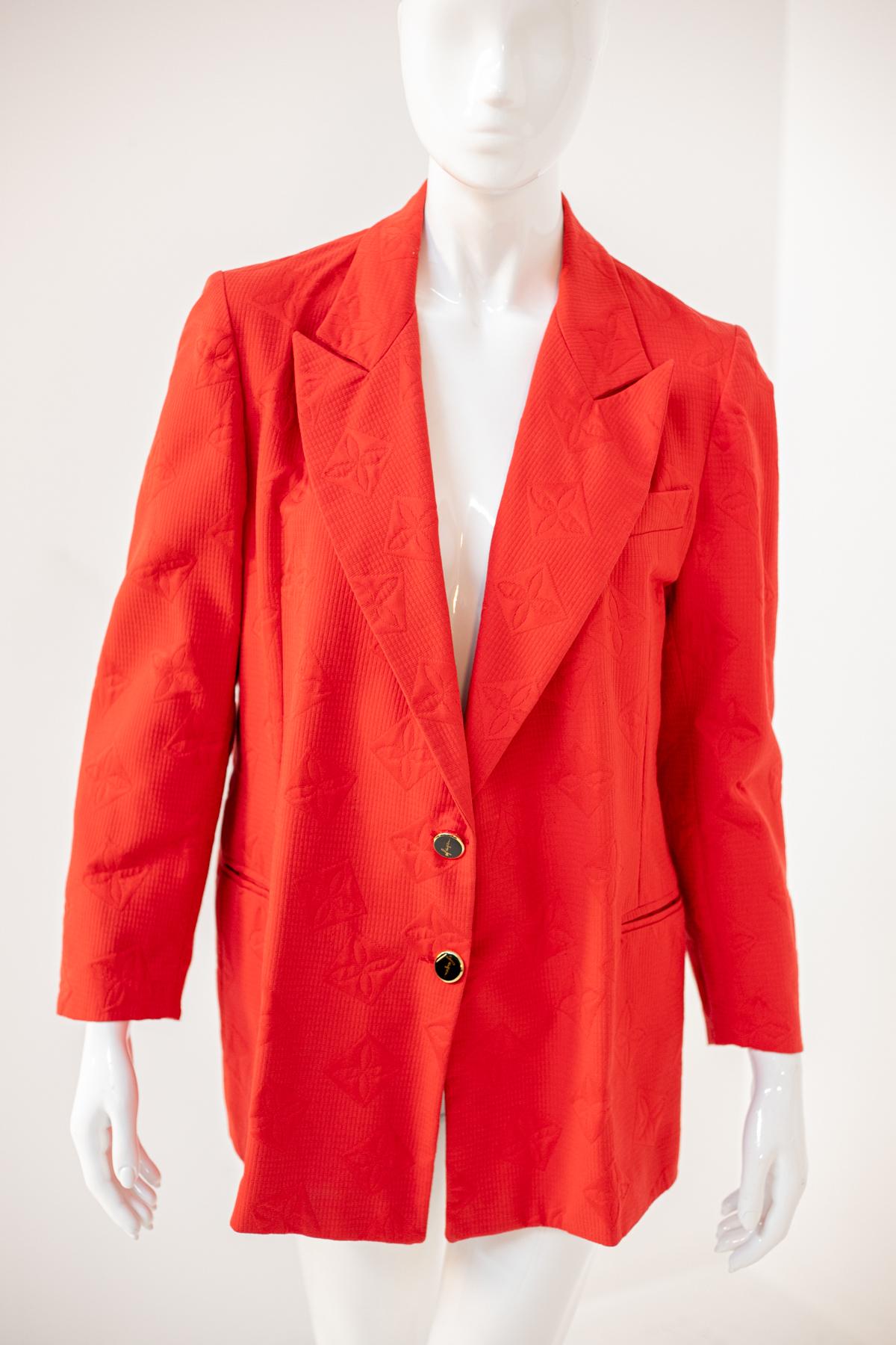 Chic Vintage Sparkly Red Blazer For Sale 3