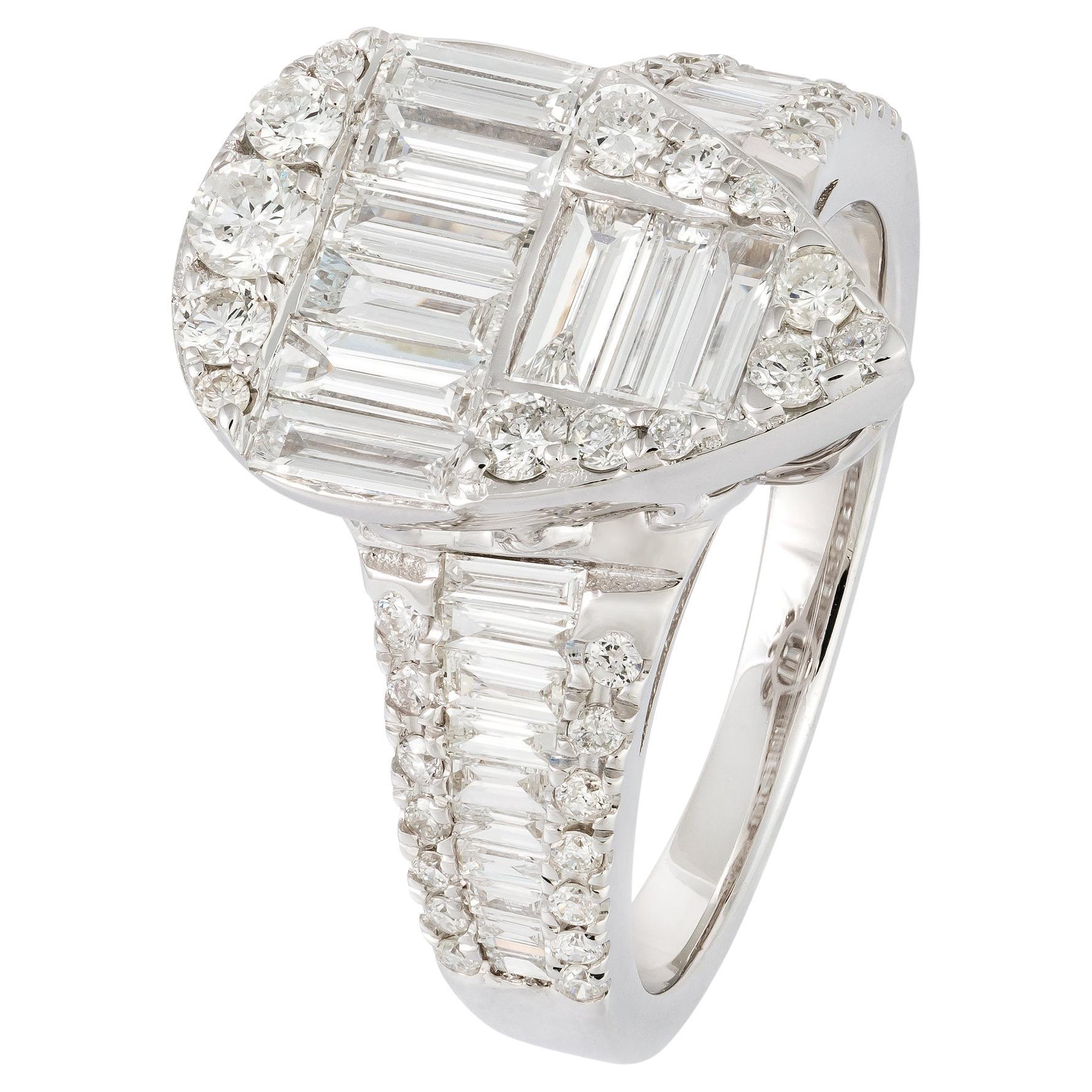 Chic White 18K Gold White Diamond Ring for Her