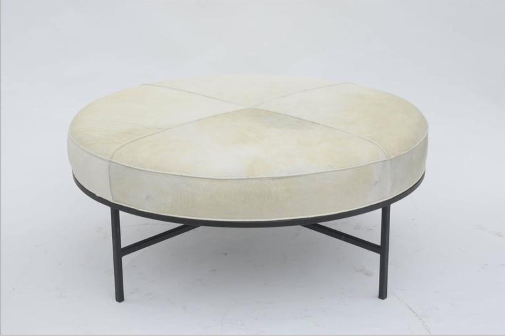 Powder-Coated Chic White Hide and Blackened Steel 'Tambour' Ottoman by Design Frères For Sale
